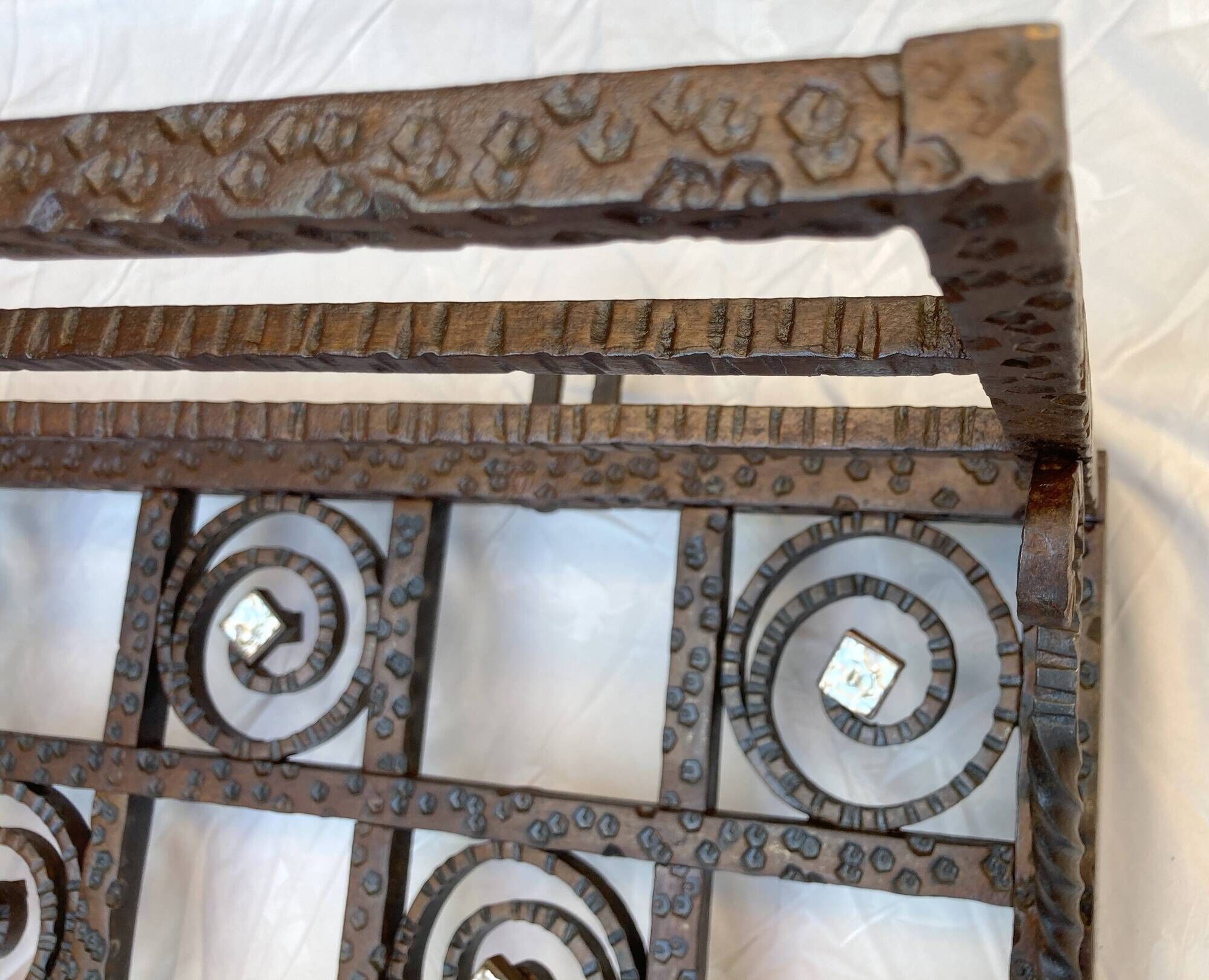 Colonial-inspired Art Nouveau wardrobe – Bevelled mirror 1939