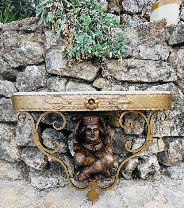 Petite console à suspendre