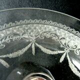 Coupes à champagne cristal Baccarat style Louis XV gravées d'acanthes et de rubans