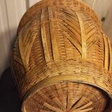 Wicker basket year 80 pot cache
