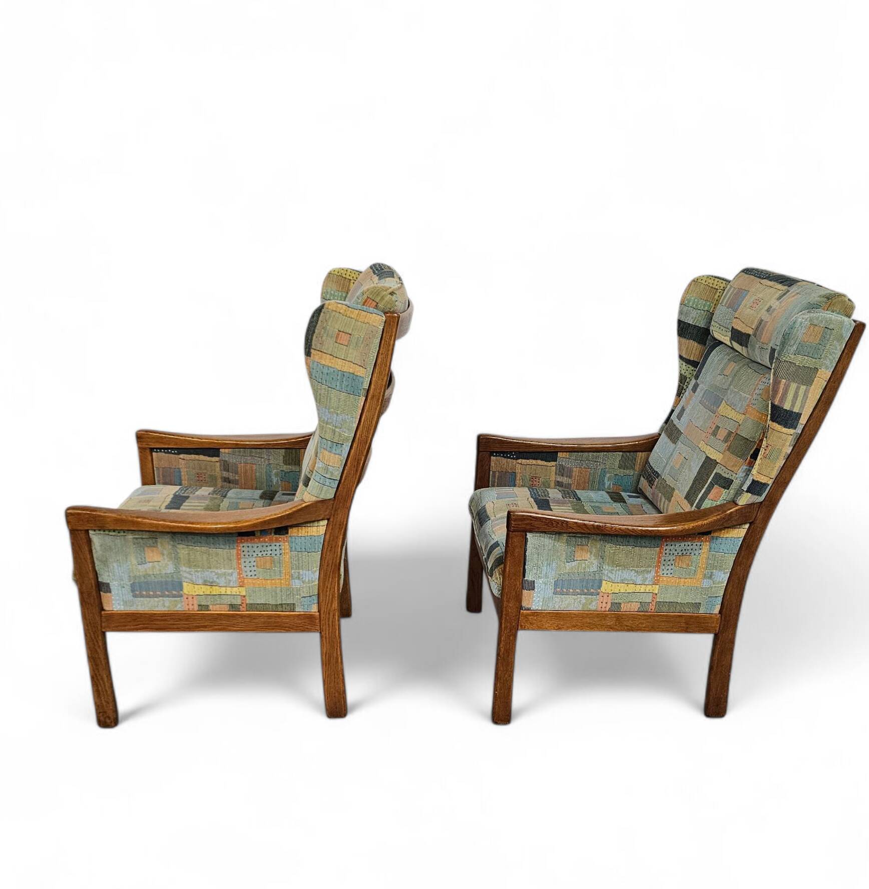 2 x Casala wingback / lounge / armchair in top condition / 4 small cushions / 1960s