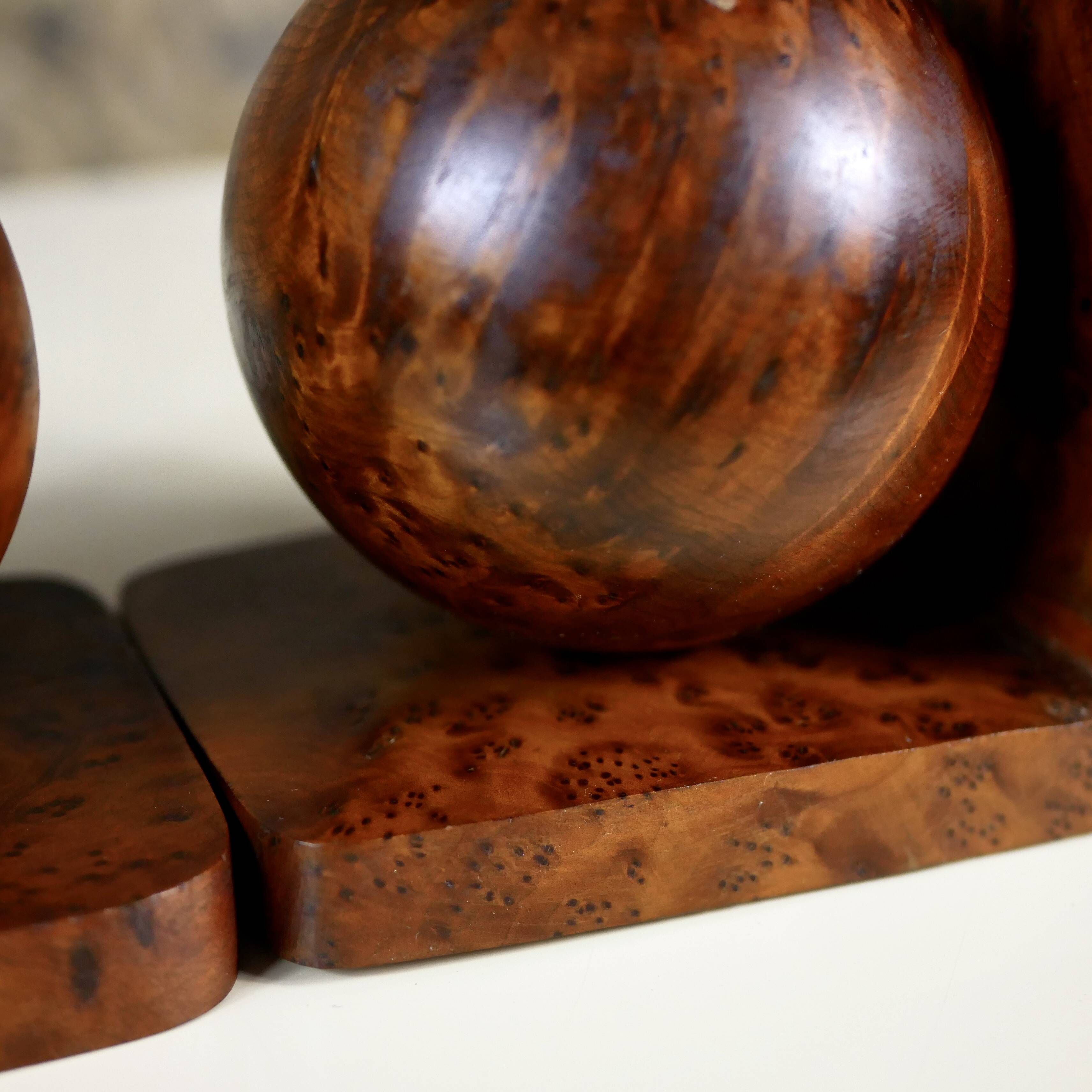 Pair of Art Deco bookends in cedar burl, France, 1930