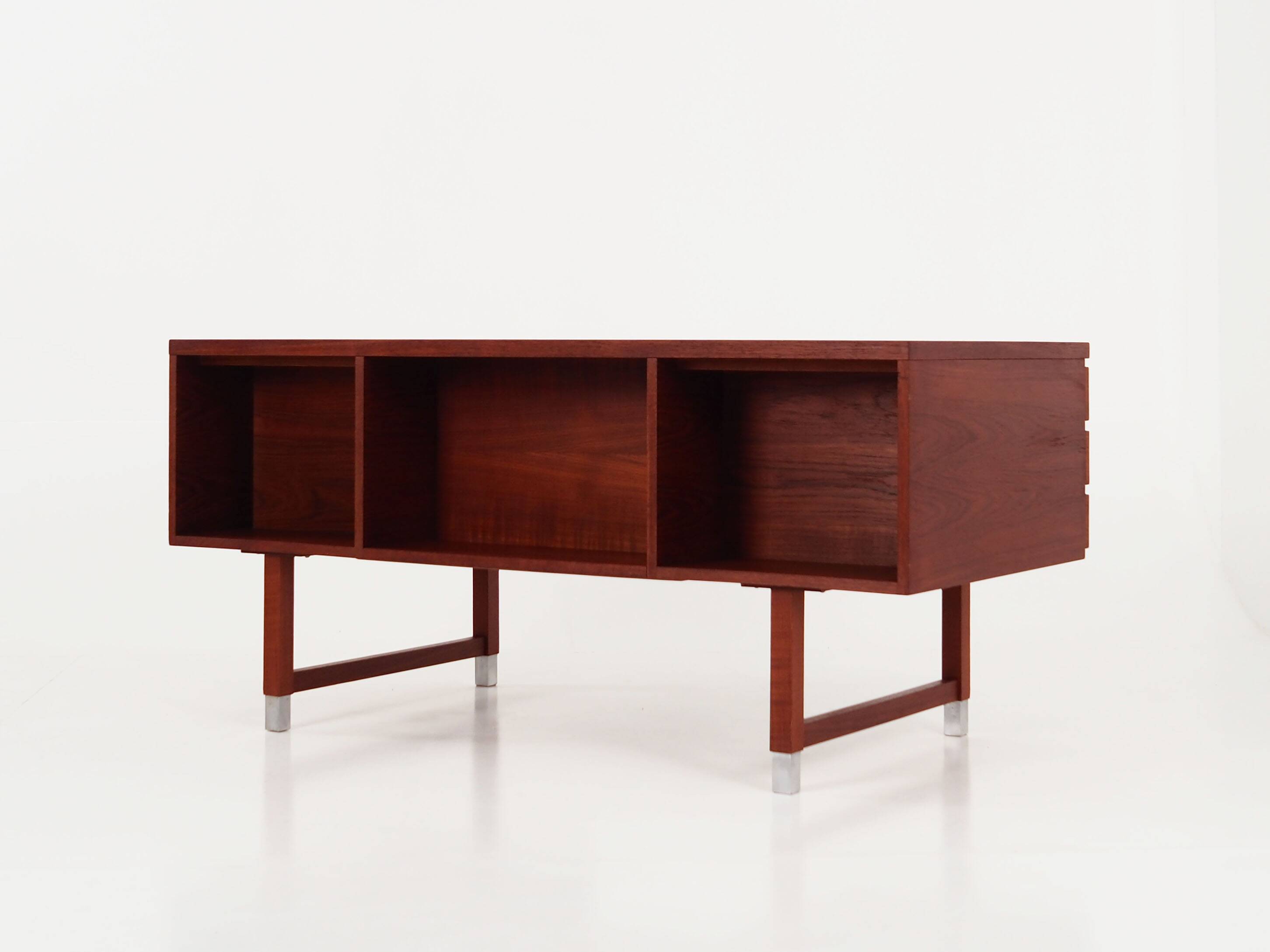 Teak desk, Danish design, 1970s, manufacturer: Eigil Petersens Møbelfabrik