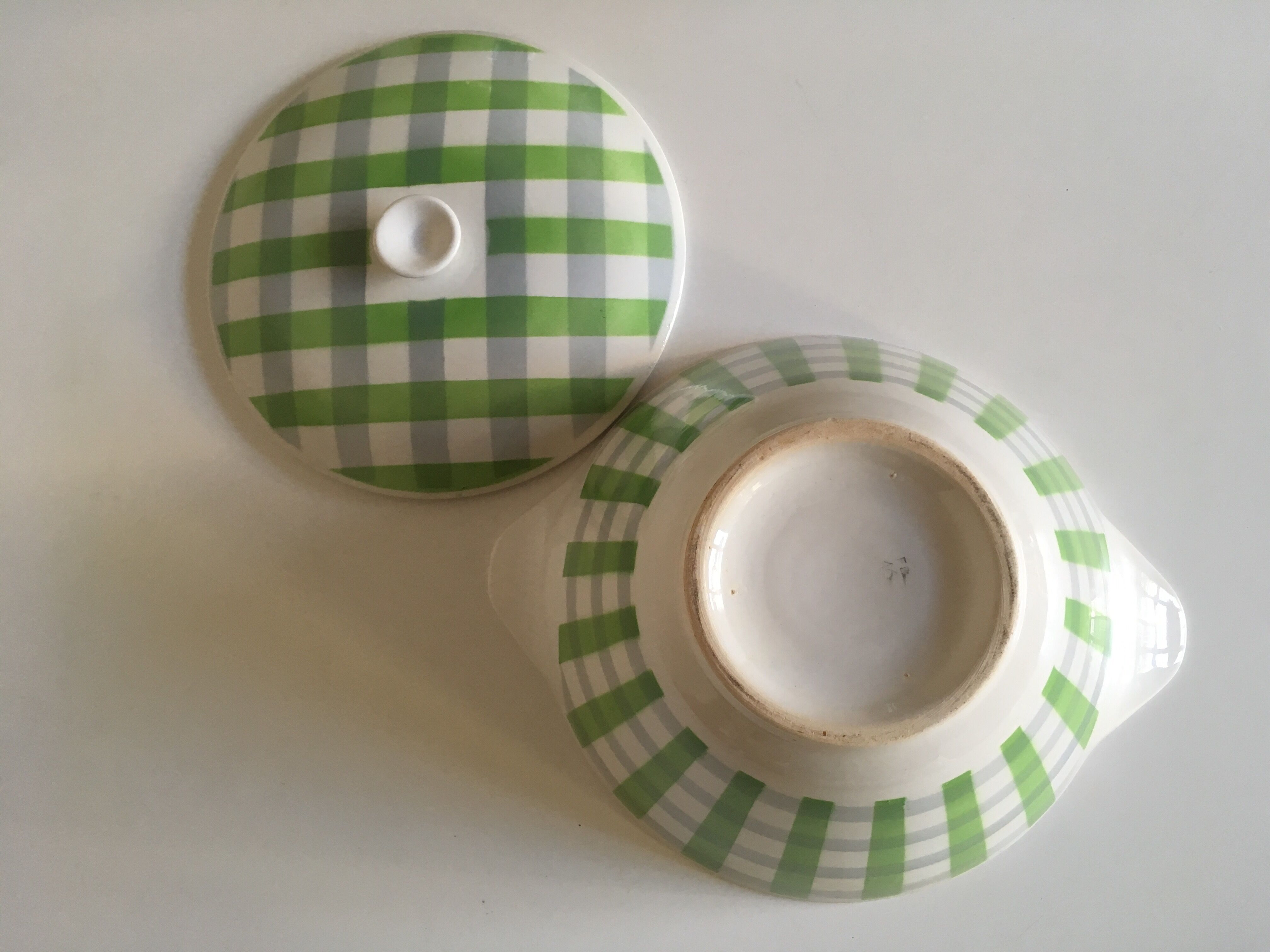 Saladier and 60s faience soup