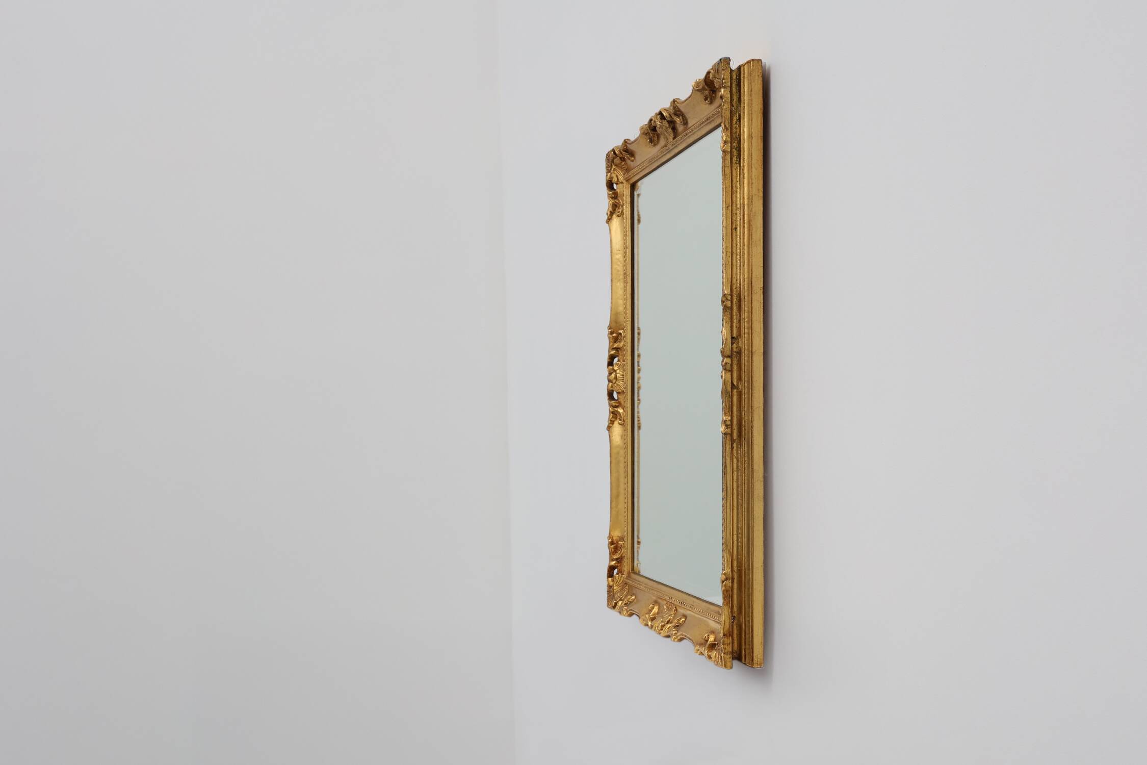 French Vintage square carved wooden gilded mirror in Baroque style