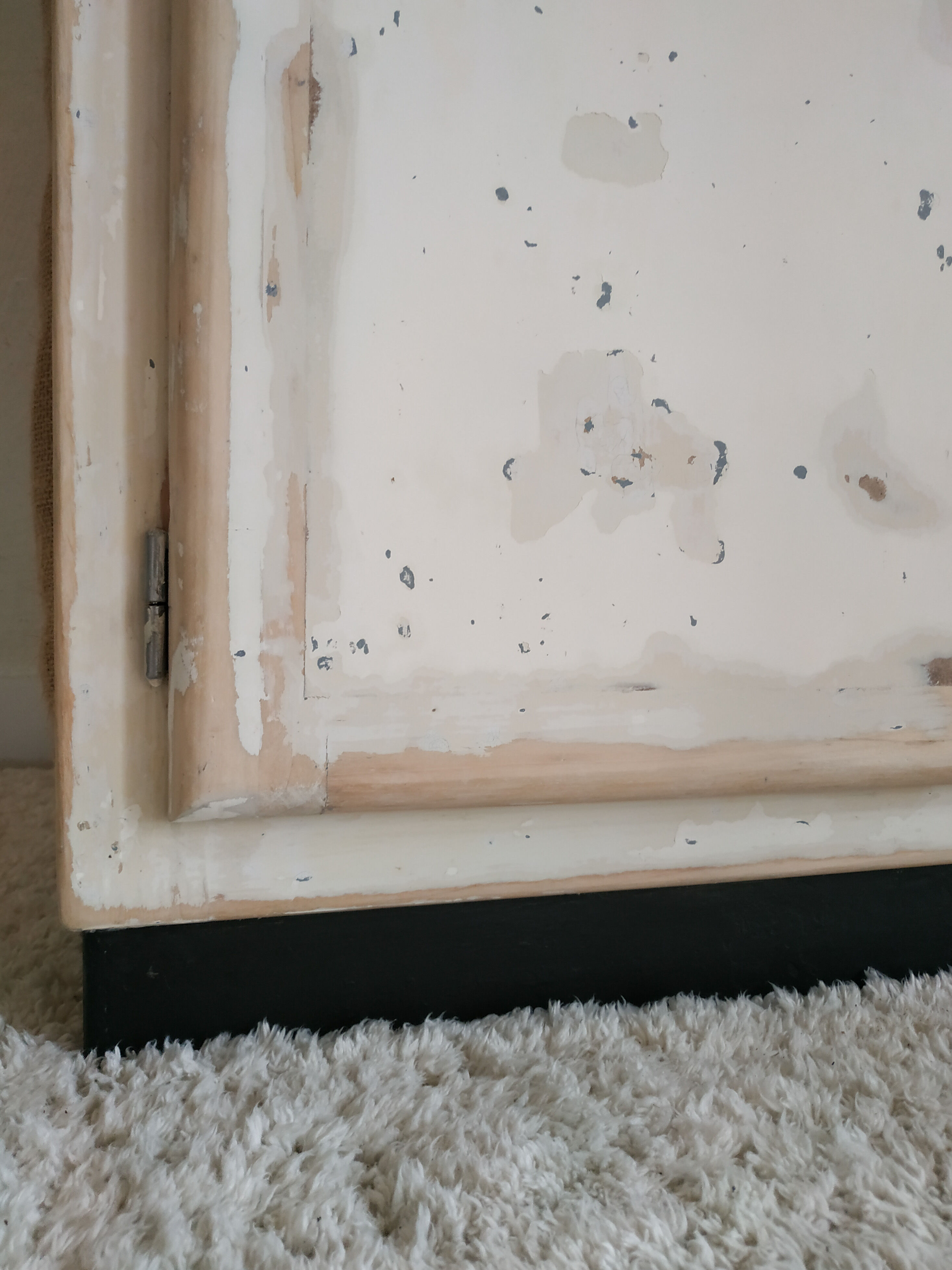 Buffet mado low patinated renovated concrete tray