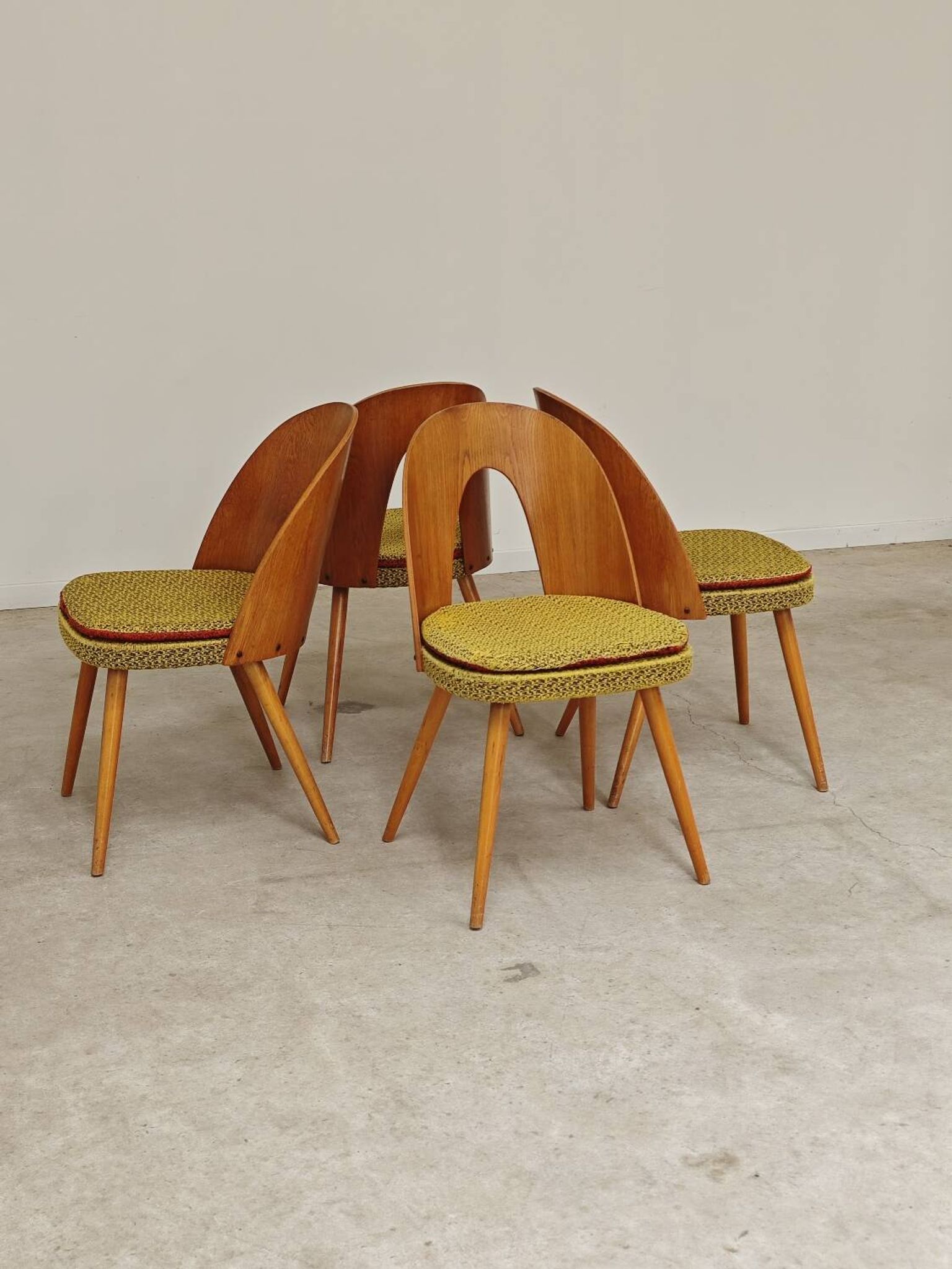 Set of 4 yellow Antonin Suman chairs for Tatra Nabytok 1960