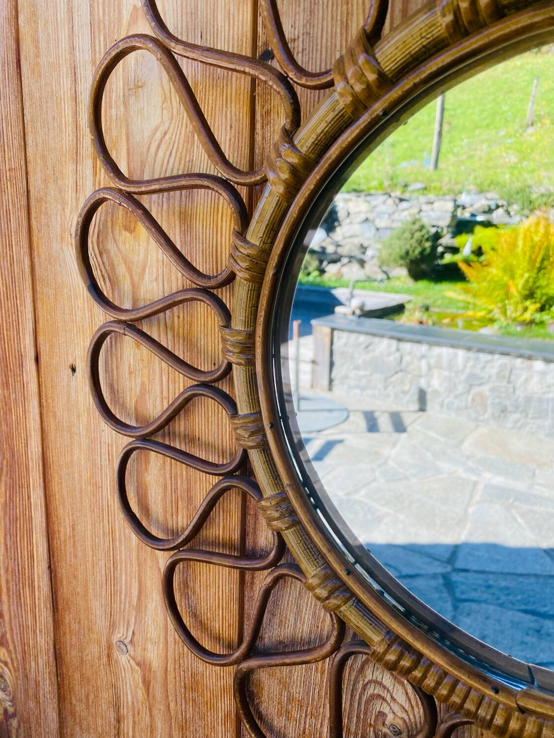 Vintage rattan flower sun mirror