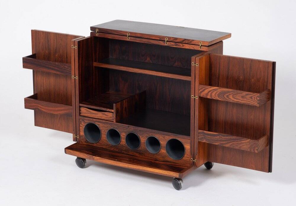 CFC Silkeborg Rolling Bar Cabinet in Rosewood