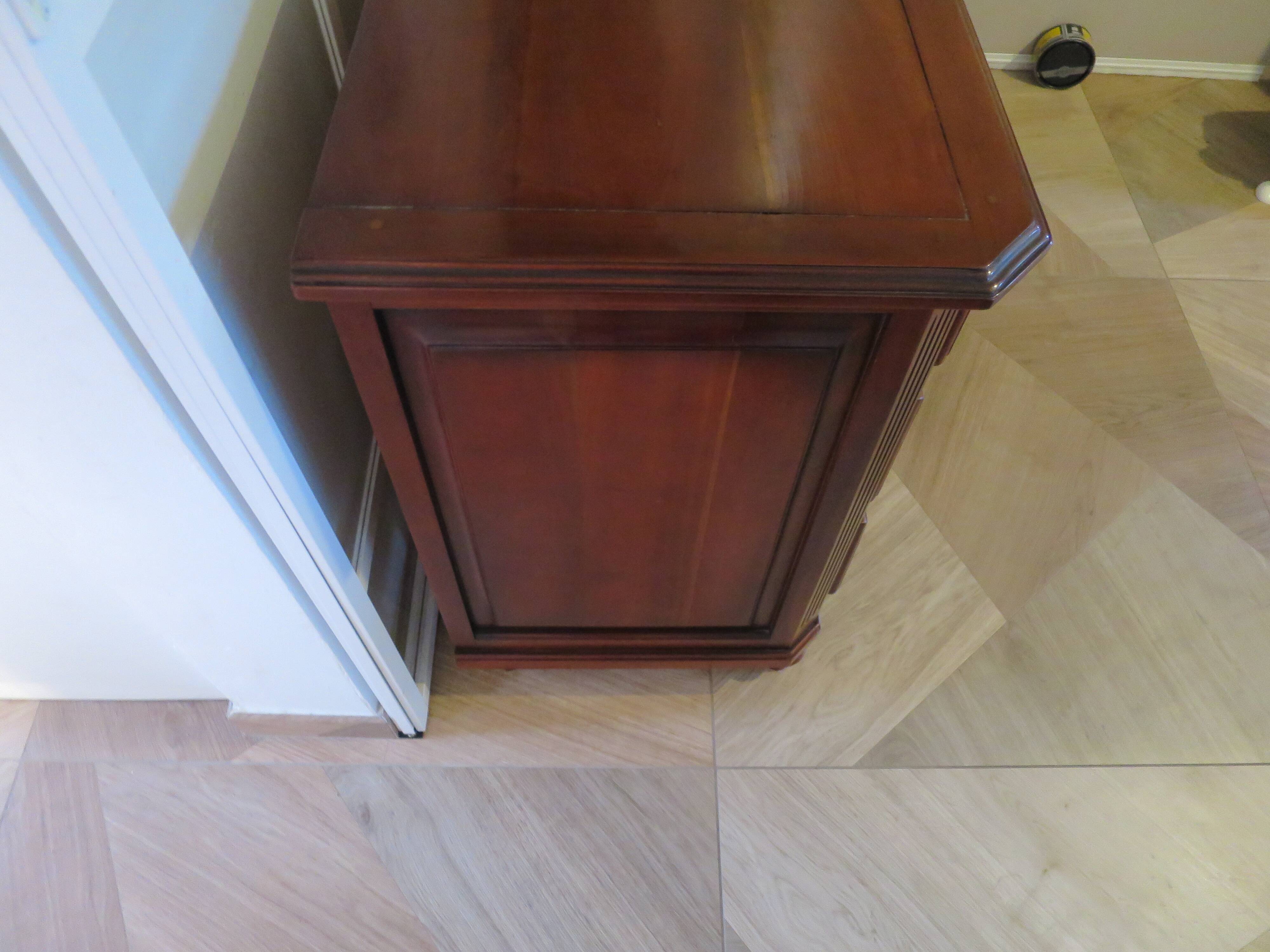 Vintage–Beautiful Louis Philippe chest of drawers – Directoire style – 4 drawers – Cherry wood