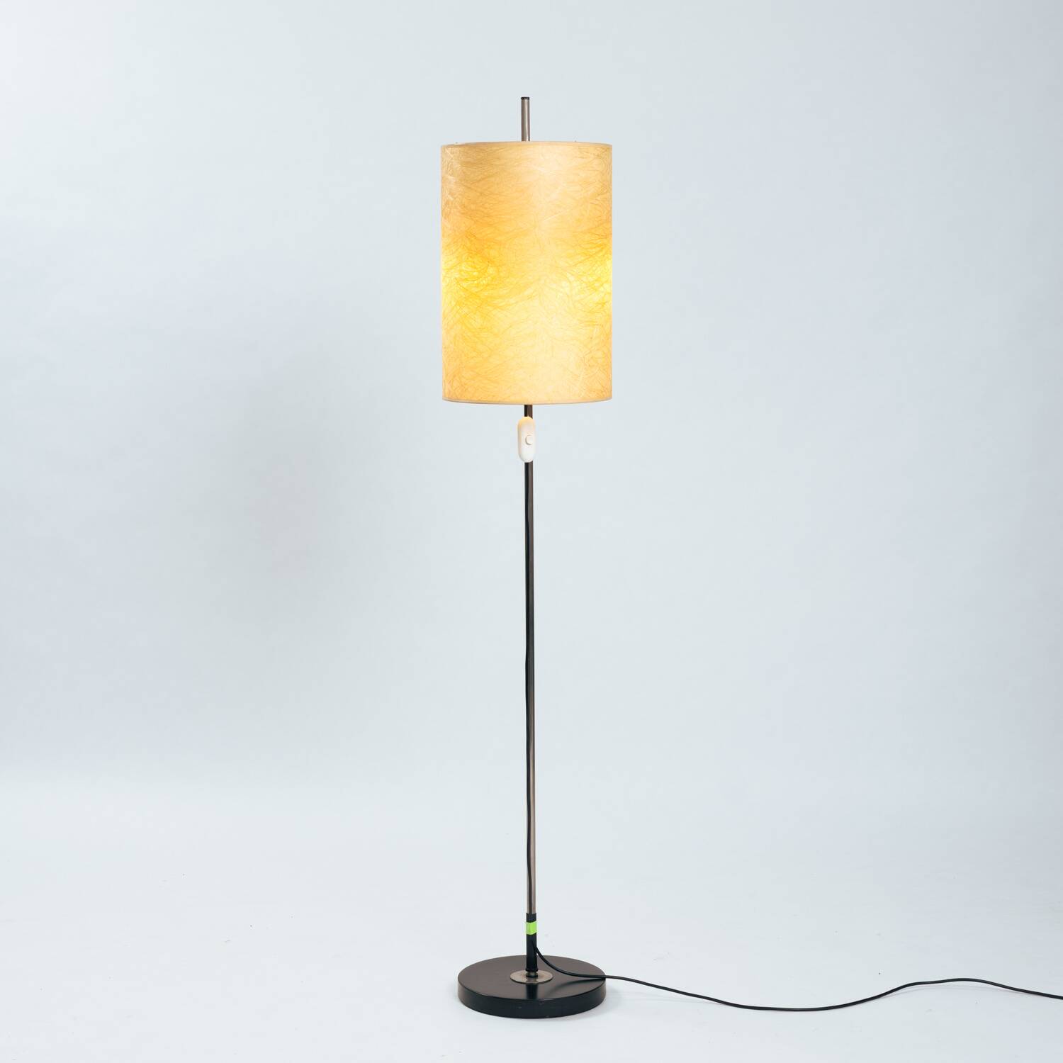 Lampadaire réglable en hauteur en résine et métal, années 1960