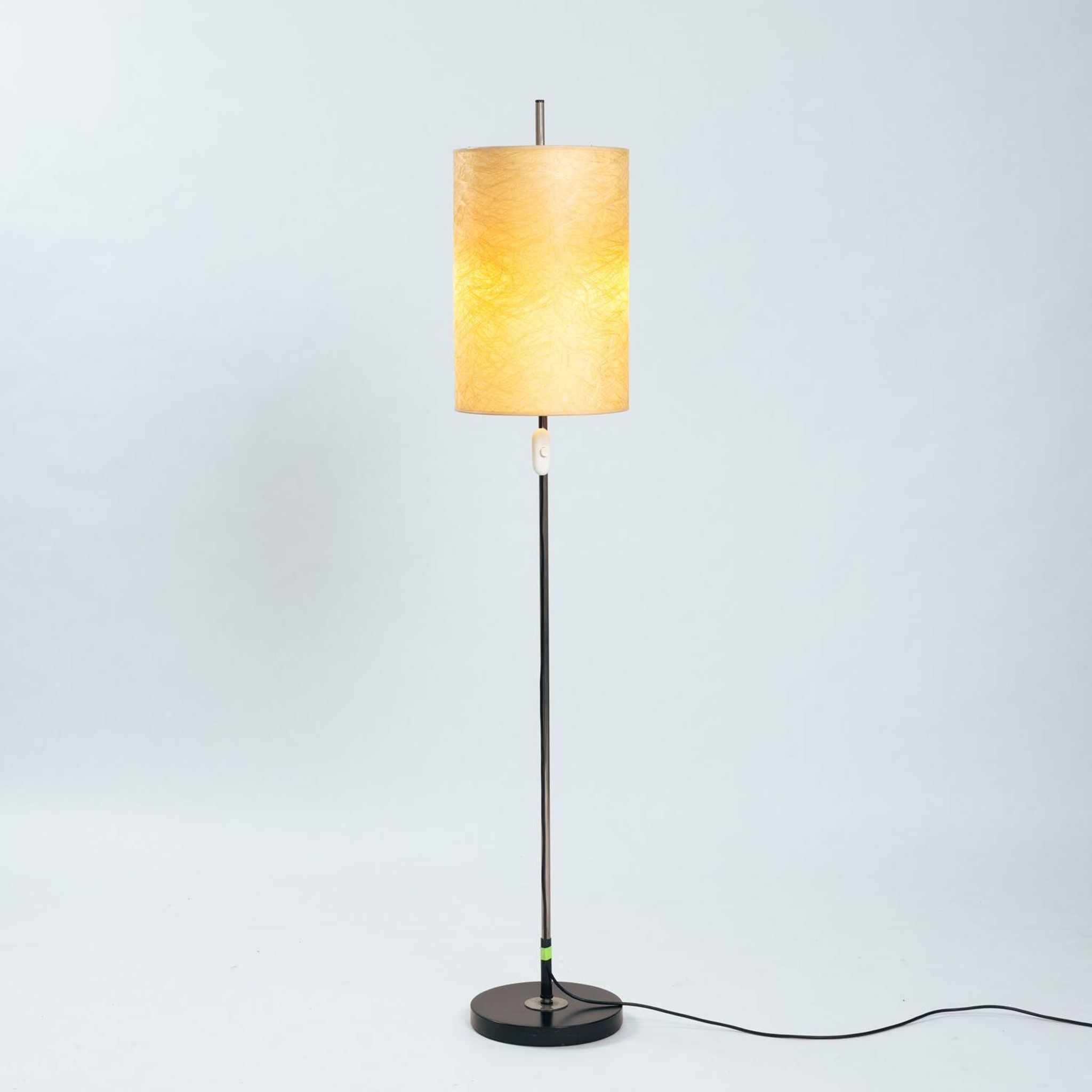 Lampadaire réglable en hauteur en résine et métal, années 1960