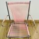 Chaise scoubidou rose