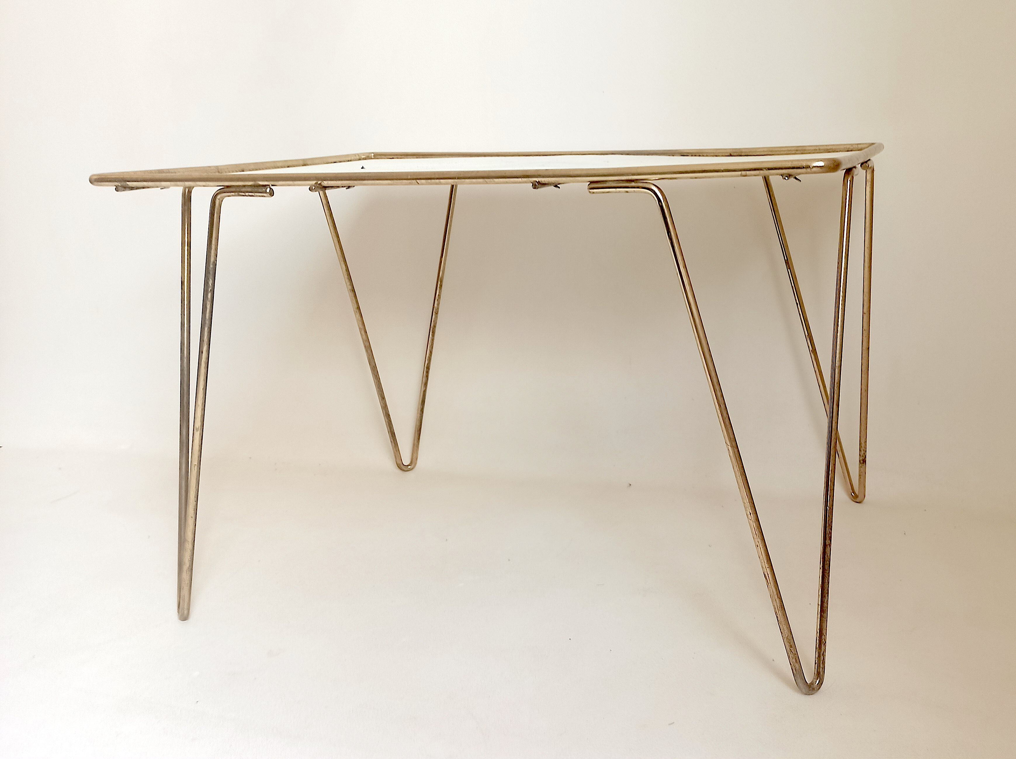 Coffee table gilded metal and white rigidule top 50