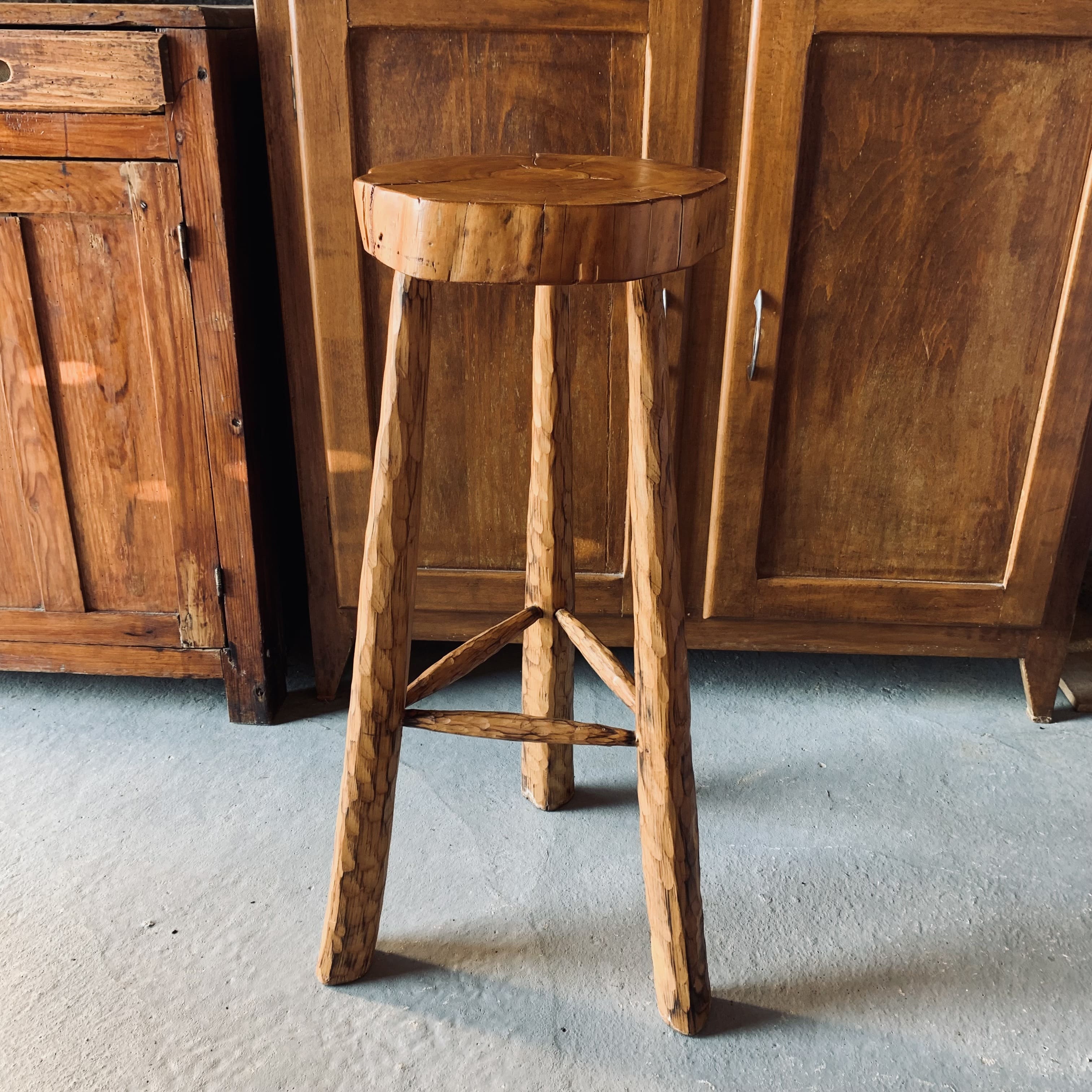 Brutalist tripod high stool - wood
