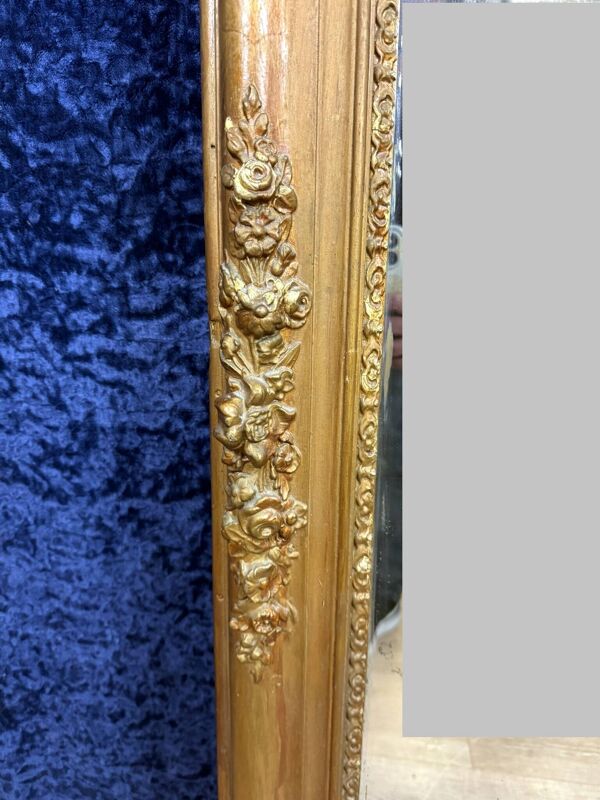 Miroir époque empire en bois et stuc doré circa 1810-1820