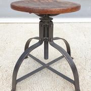 Bienaise stool of the years 1935, model 203 with 4 flat iron cathedral legs joined by a