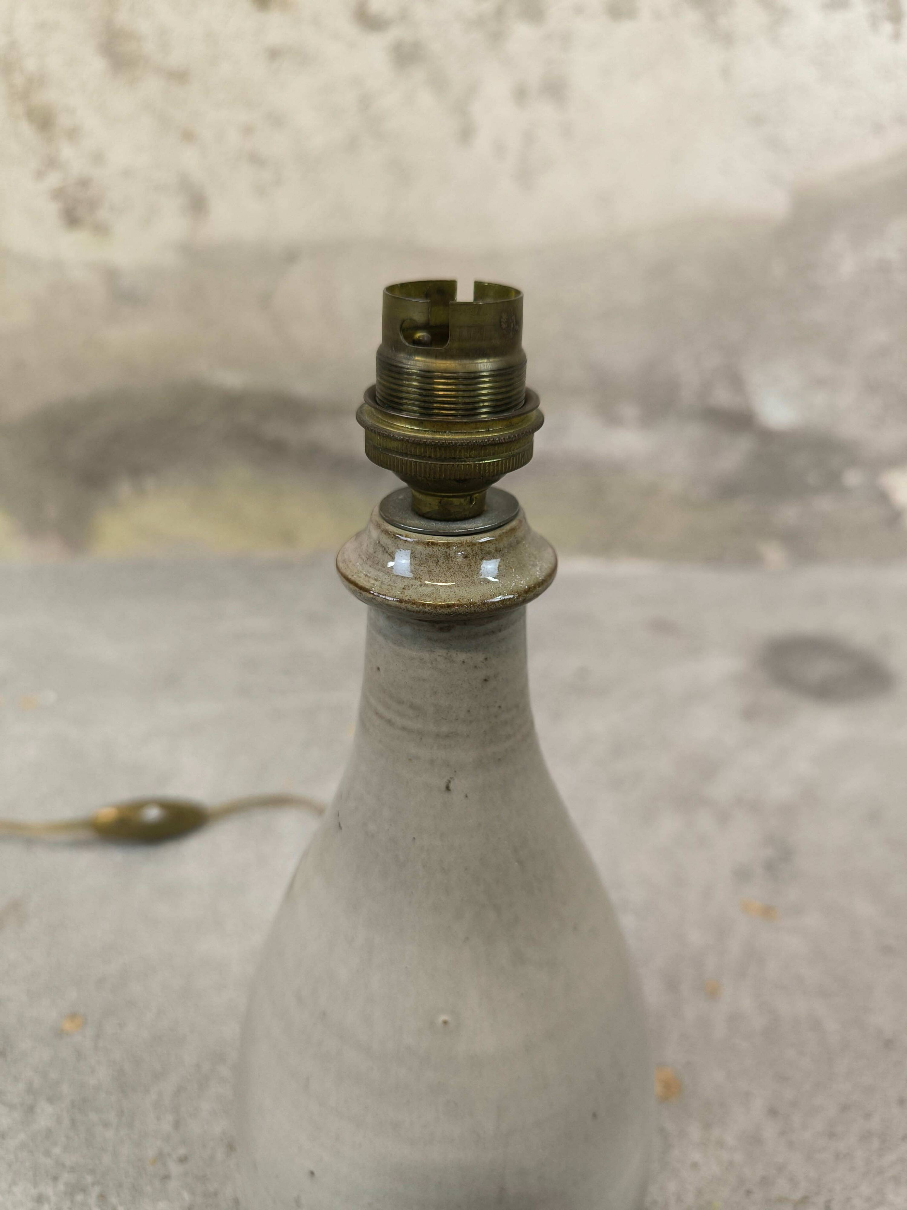 Lampe vintage en grès vernissé Jean Dubost