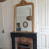 Golden mirror with pediment 98x151cm