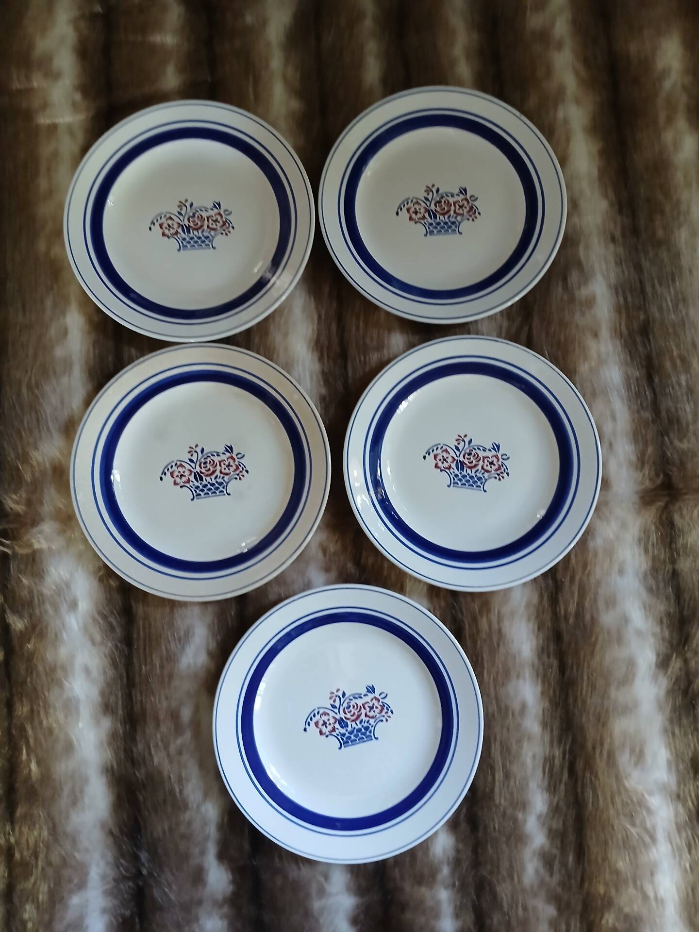 5 assiettes à dessert anciennes Digoin et Sarreguemines