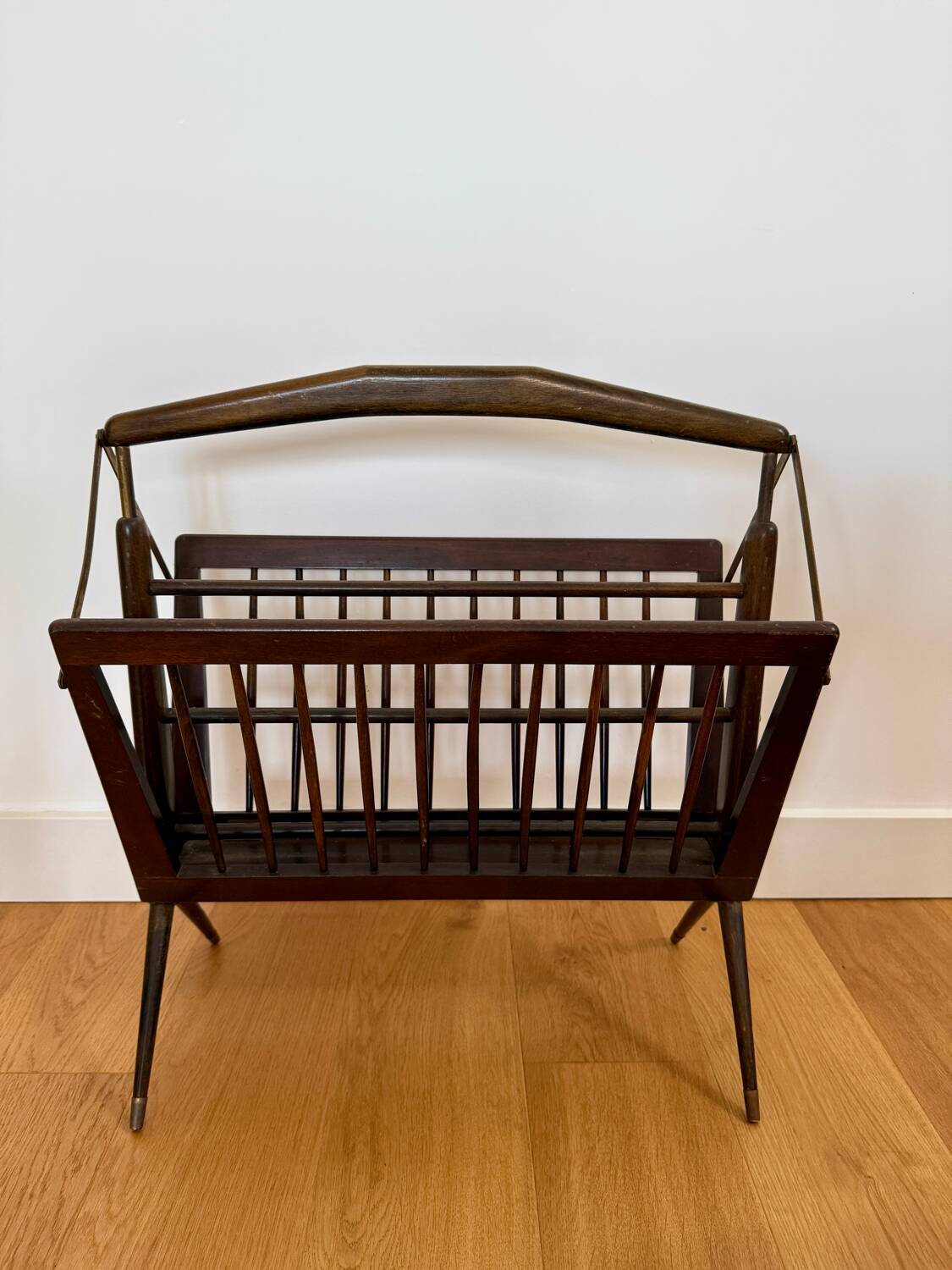 Folding wood and brass magazine rack by Cesare Lacca – Italy, 1950s