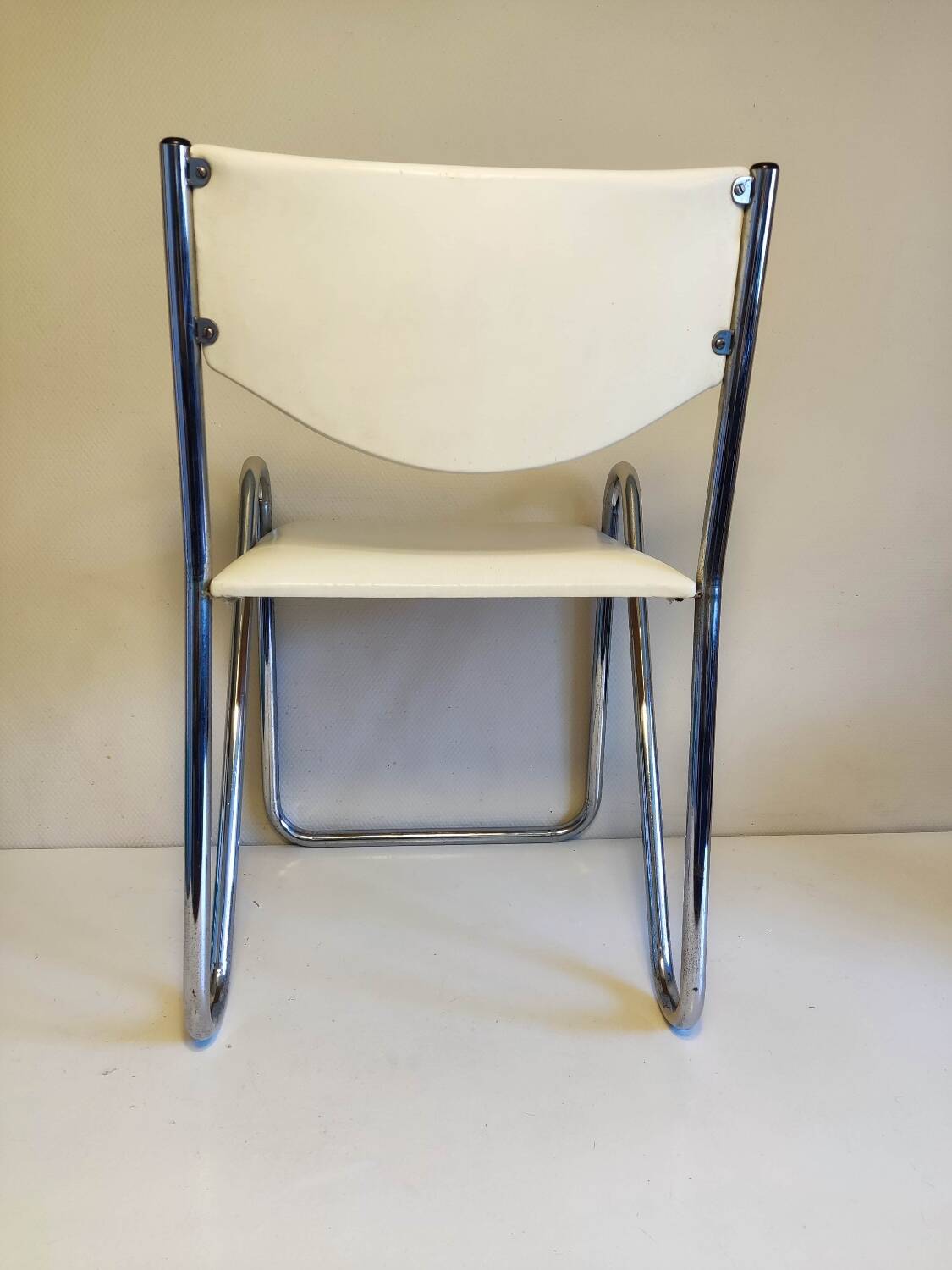 Vintage design chair
