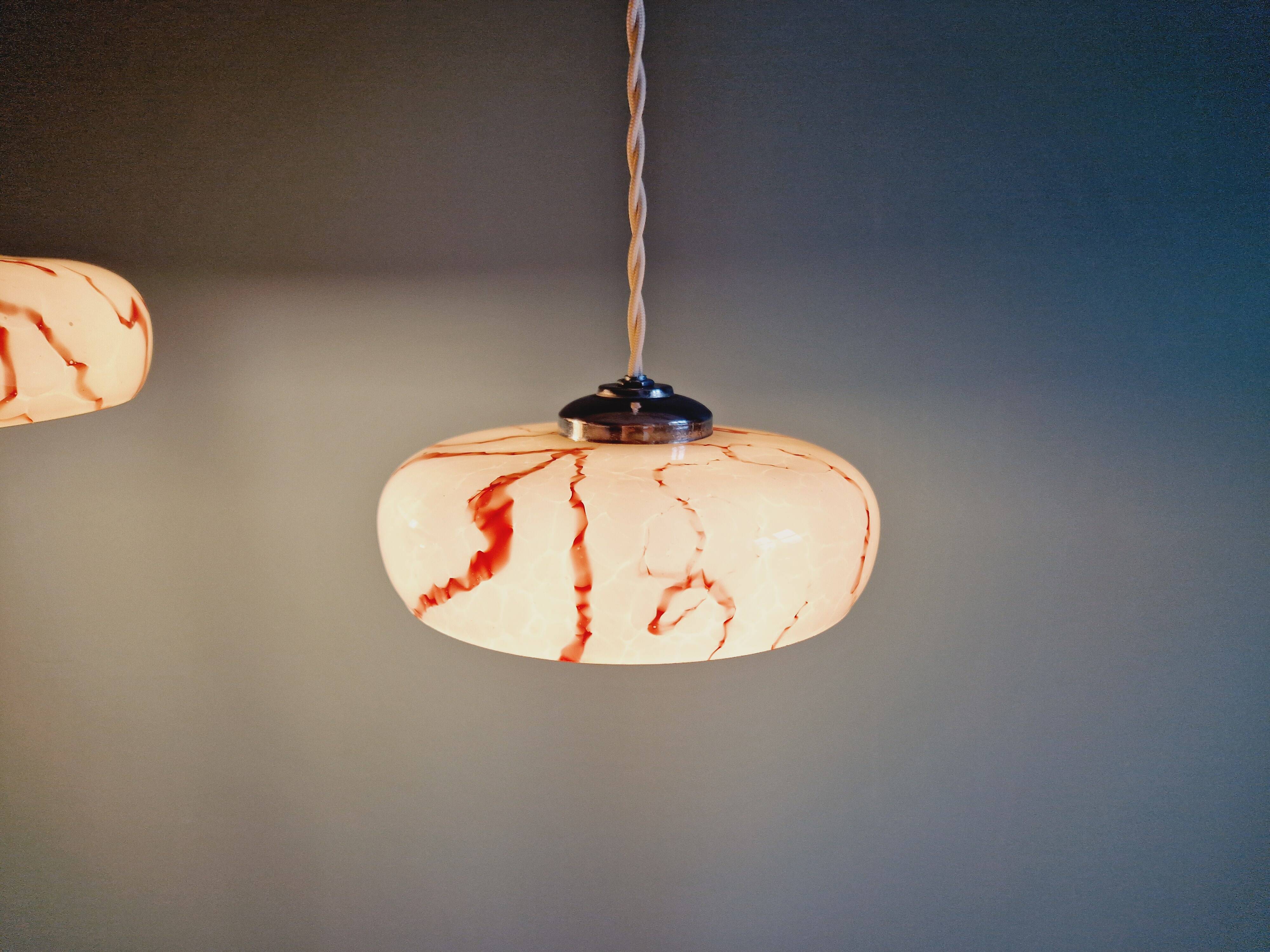 Set of 3 pendants in pink marbled opaline