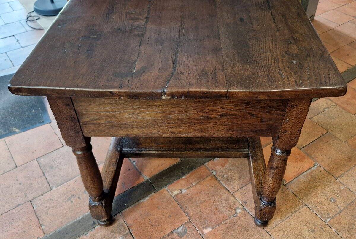 Table en chêne, début XIXe