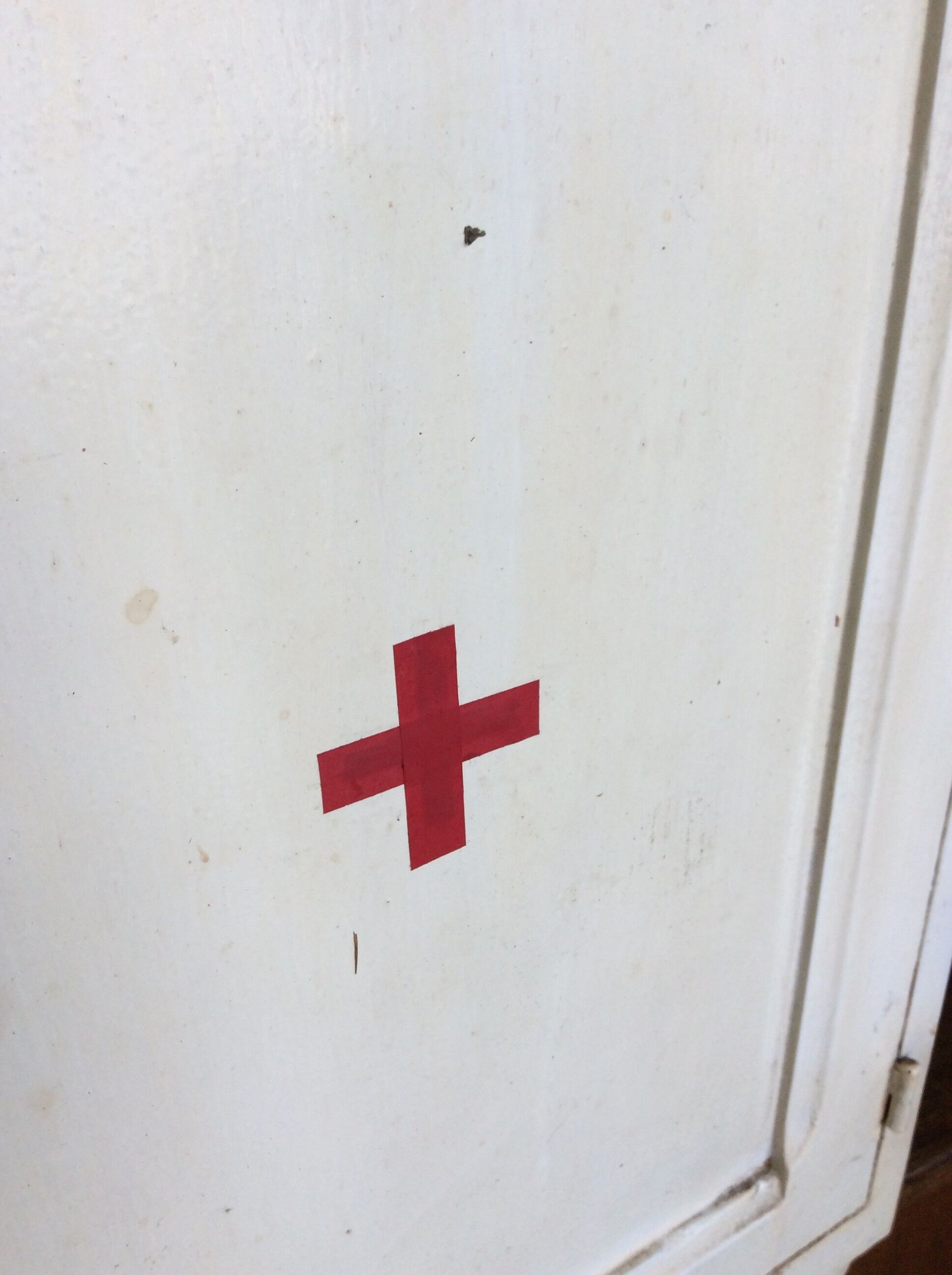 Pharmacy cabinet murale vintage bohemian deco