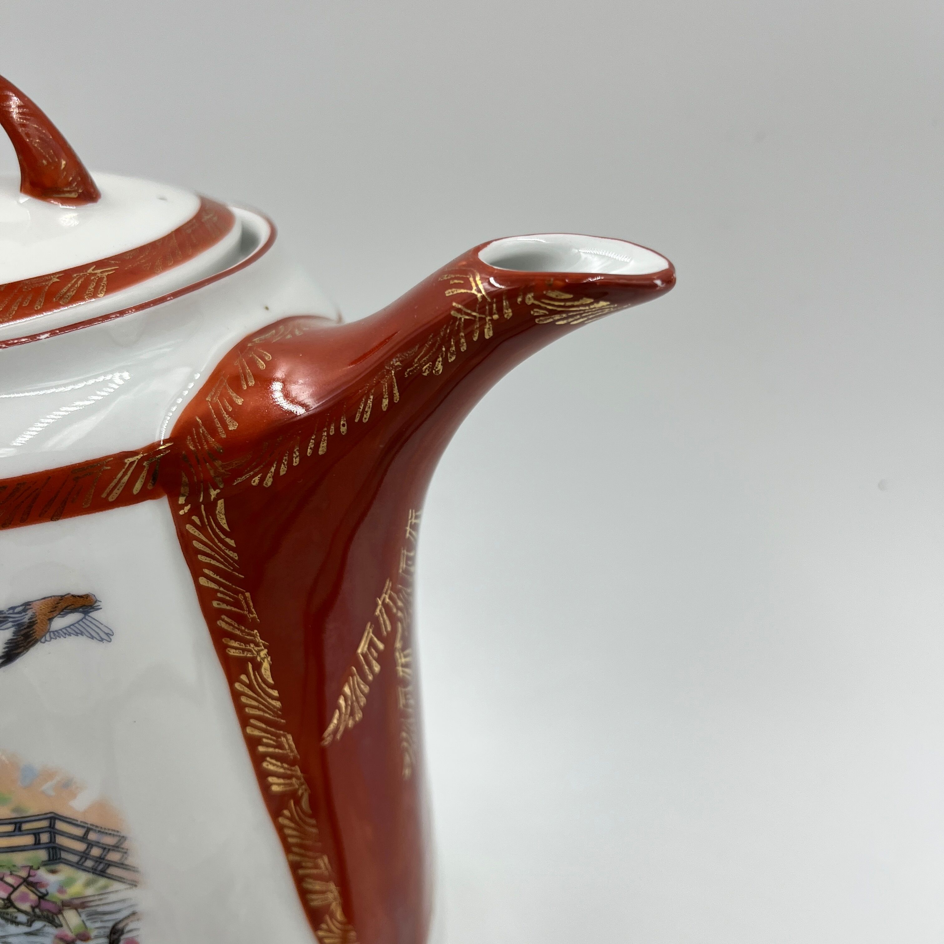 Japanese décor coffee service