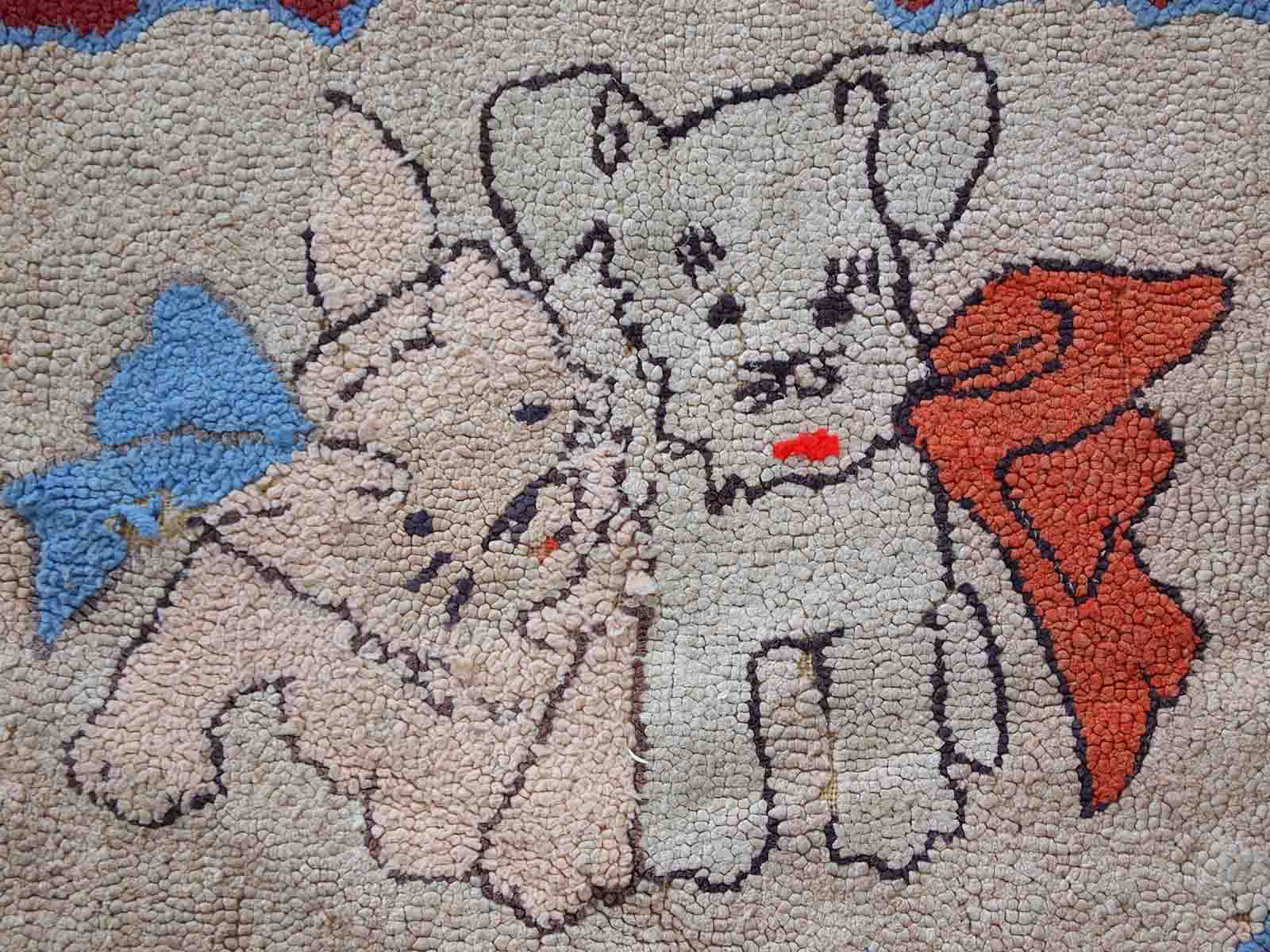 Old American Carpet Hooked handmade 55cm x 87cm 1930s, 1C458