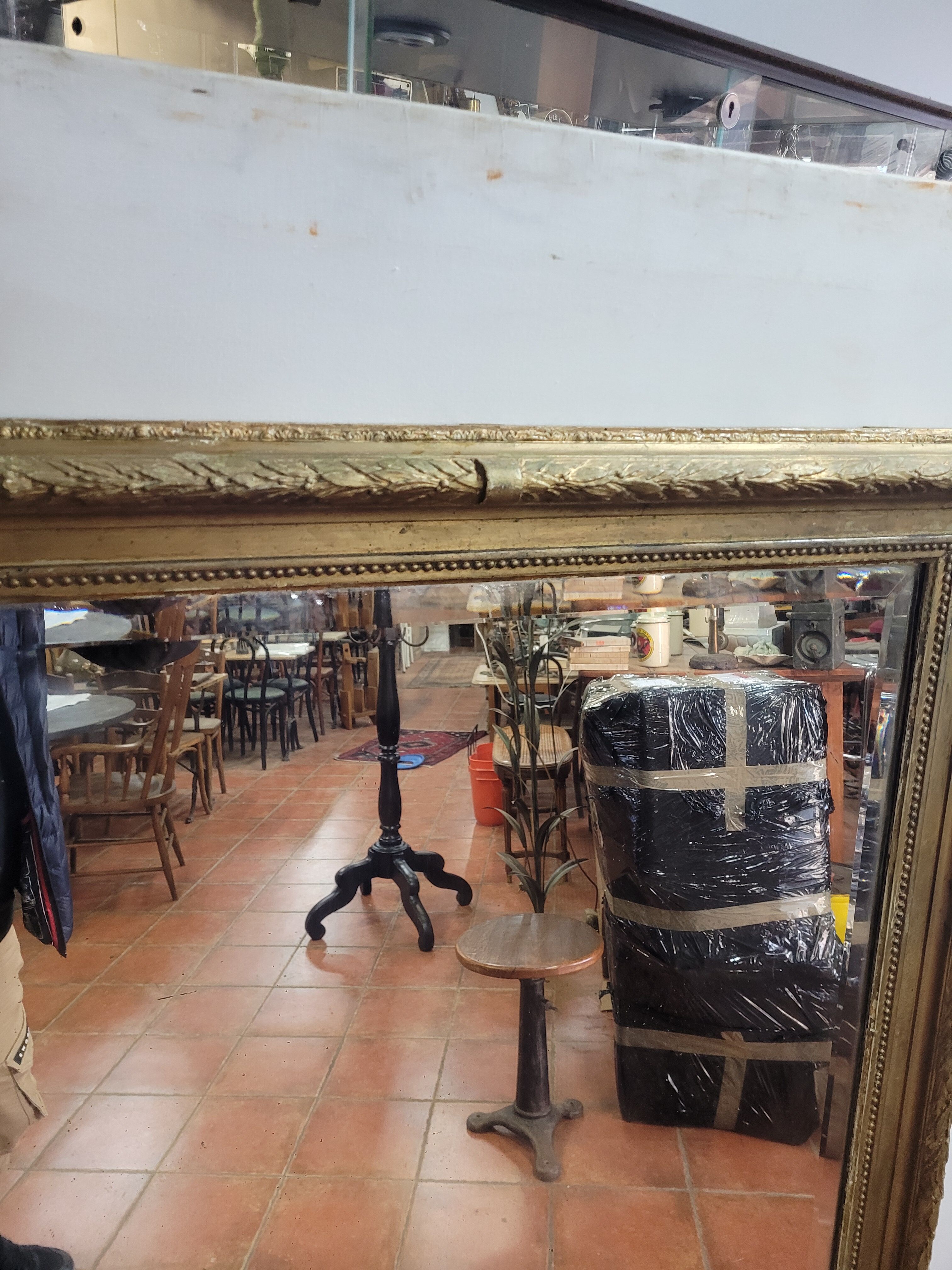 Old beveled mirror 153/91cms