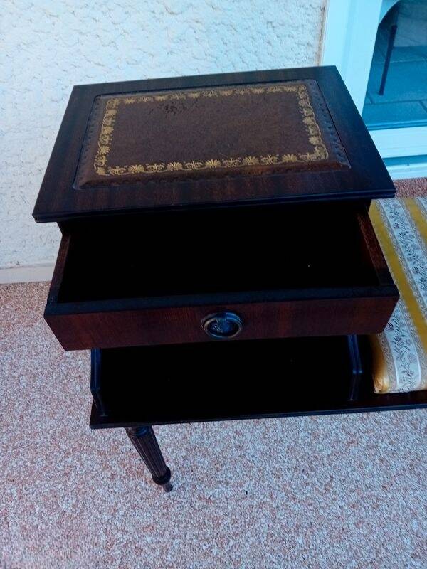 Small antique piece of furniture 78x66x36cm