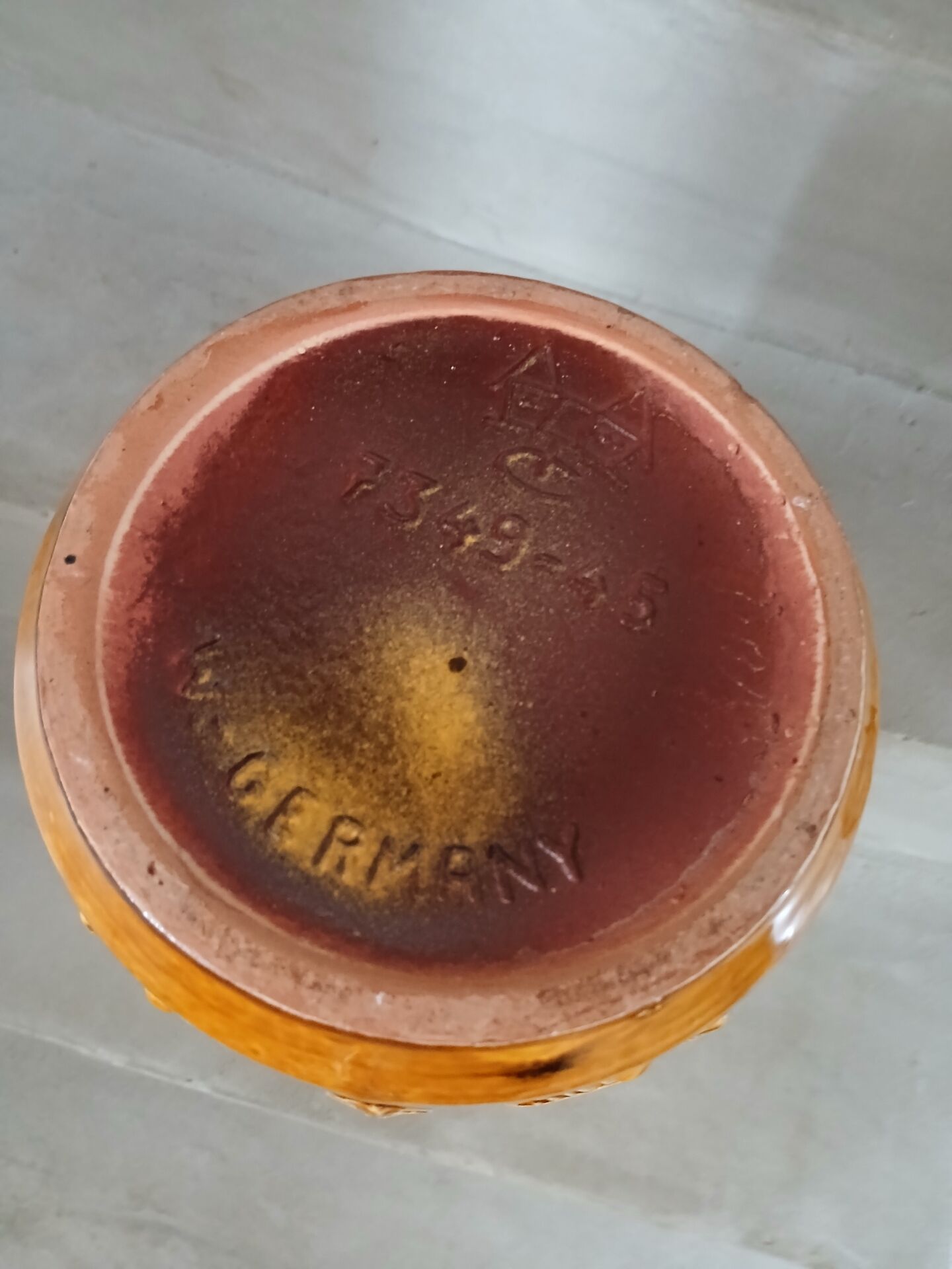 Large vase / vintage pottery