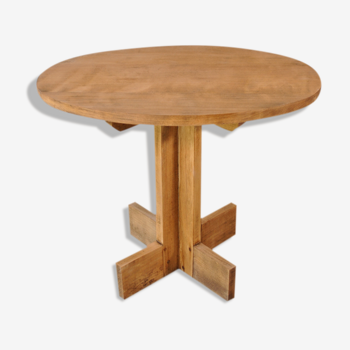 Oak pedestal table circa 1950
