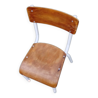 Low school chair
