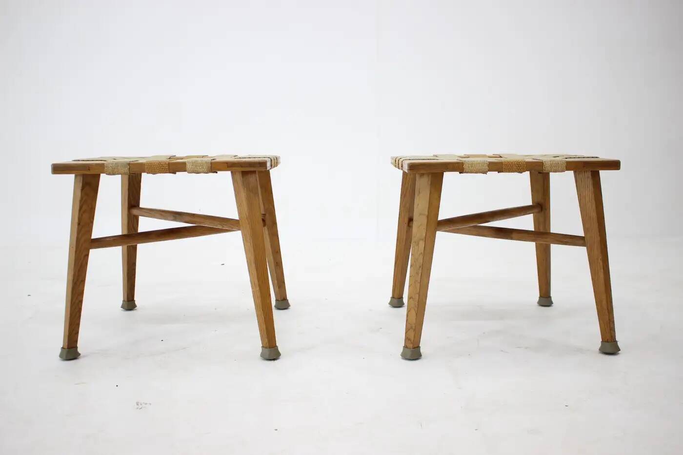 Pair of mid-century beech stools, Czechoslovakia, around 1950s