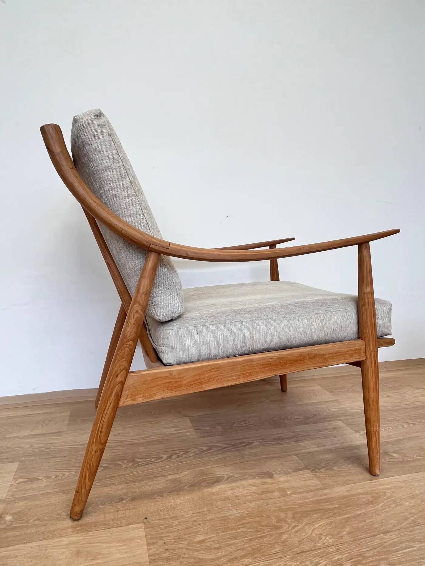 Pair of mid-century design Scandinavian armchairs - 1960s