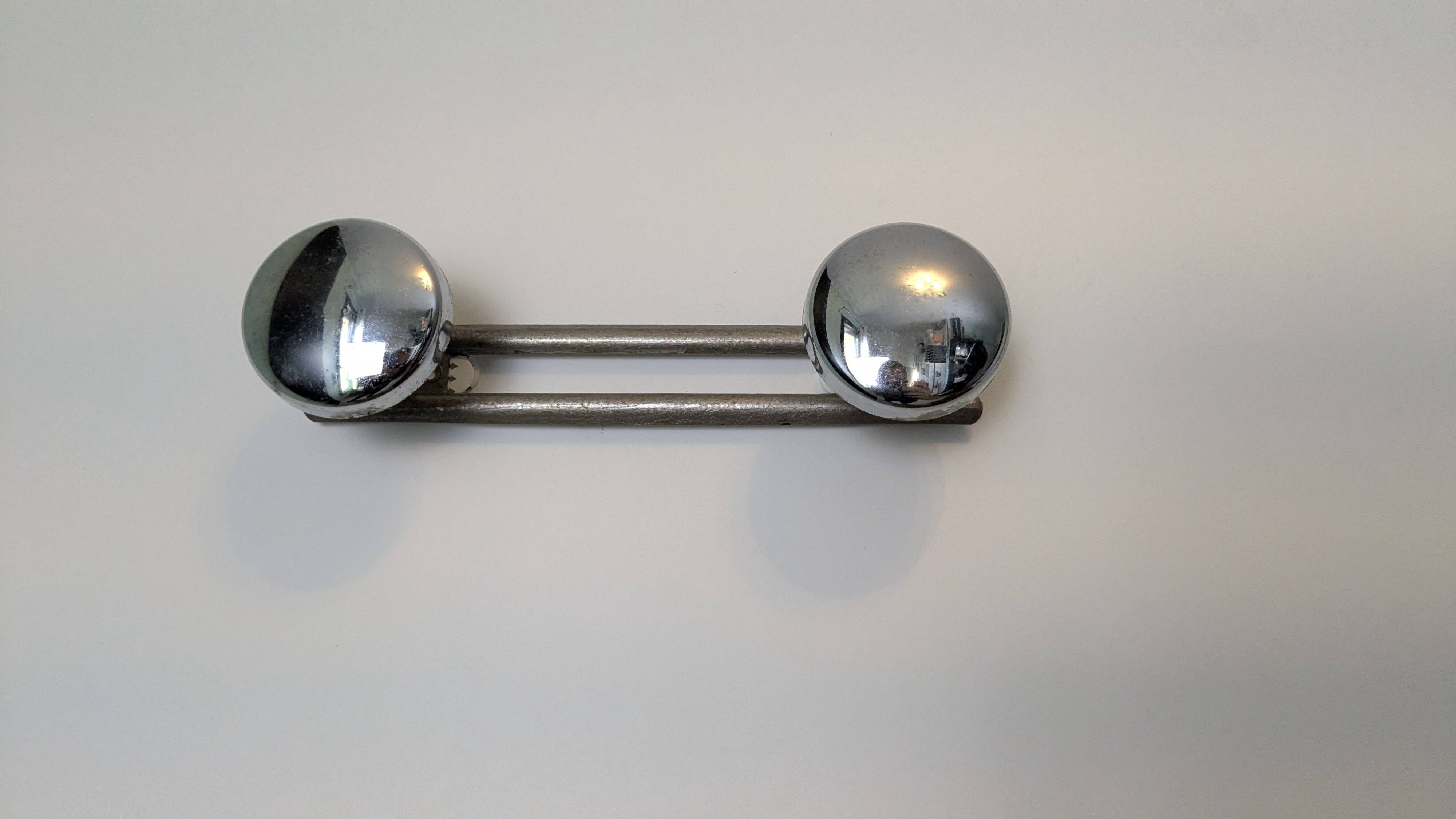 Double wall hook in chrome metal, vintage design.