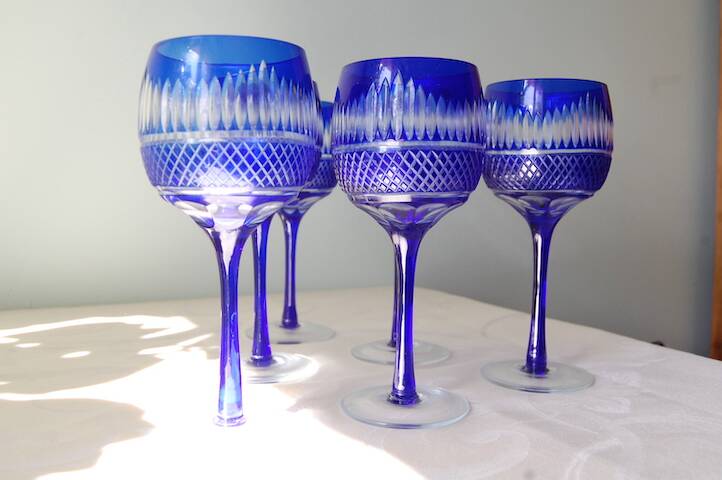 6 colored and engraved glass stemmed glasses