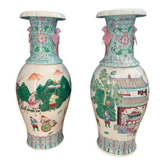 Paire de vases chinois en porcelaine de fin 19è siècle