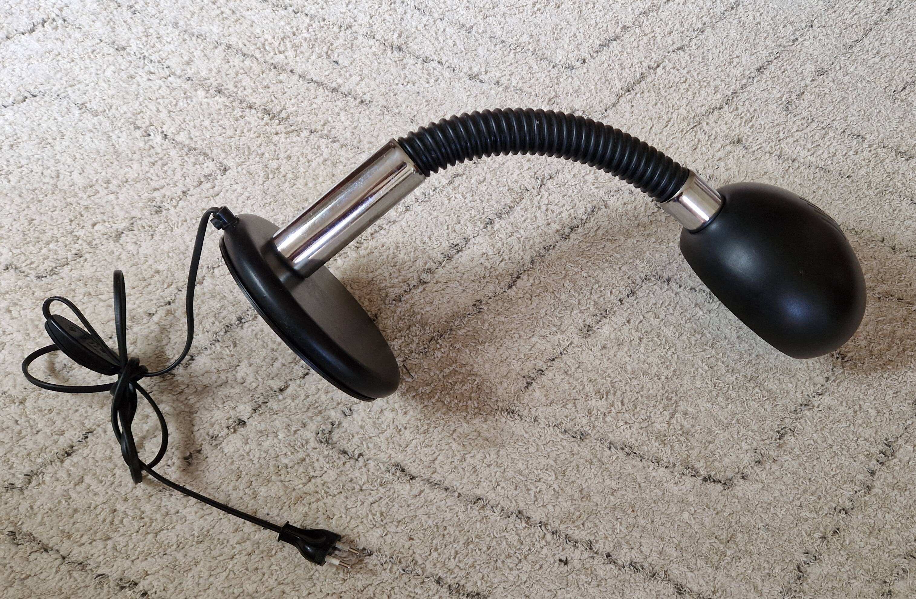 Gamma lux italy black and chrome articulated desk lamp 1970