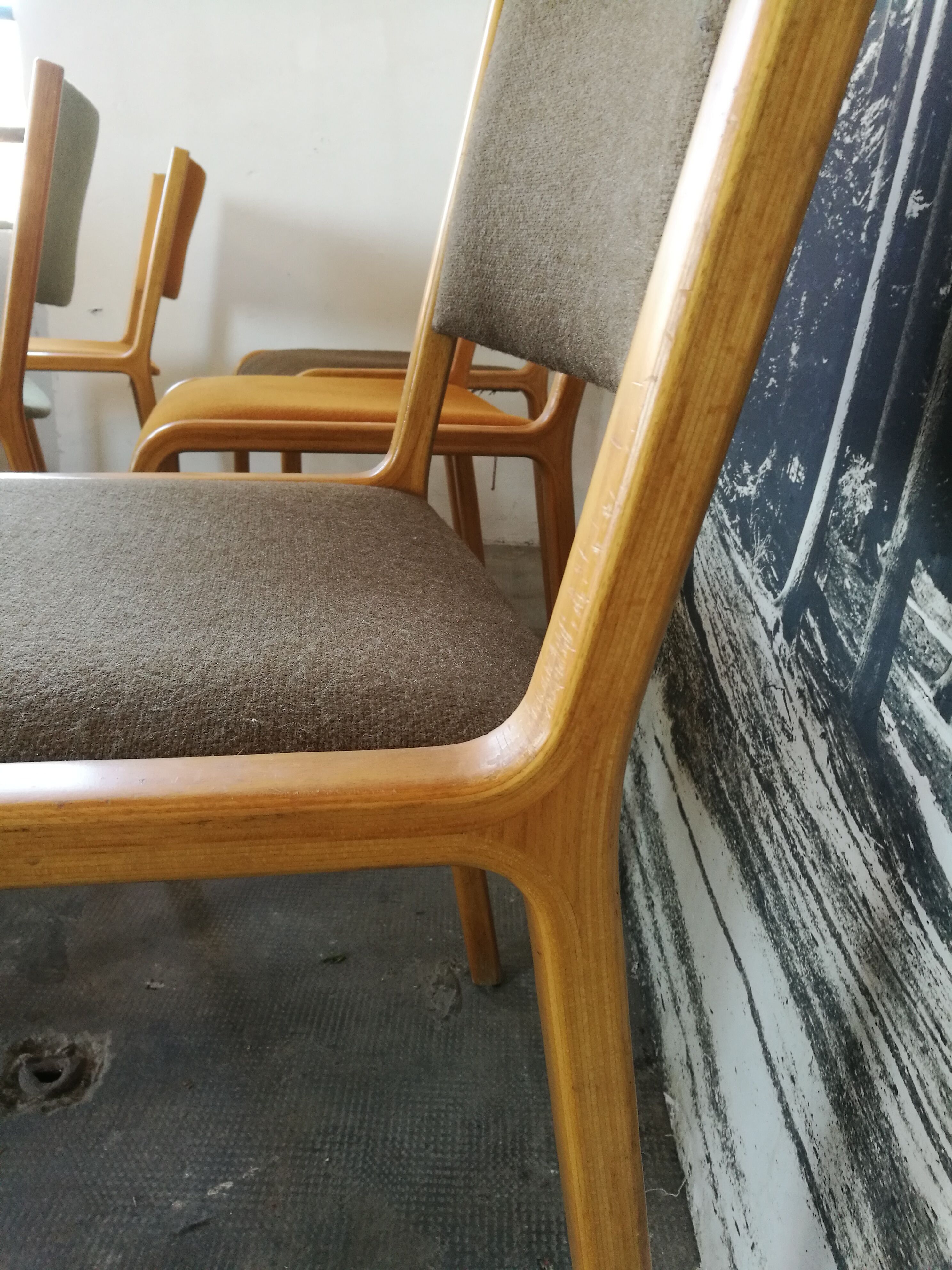 Set de 6 chaises scandinave plywood