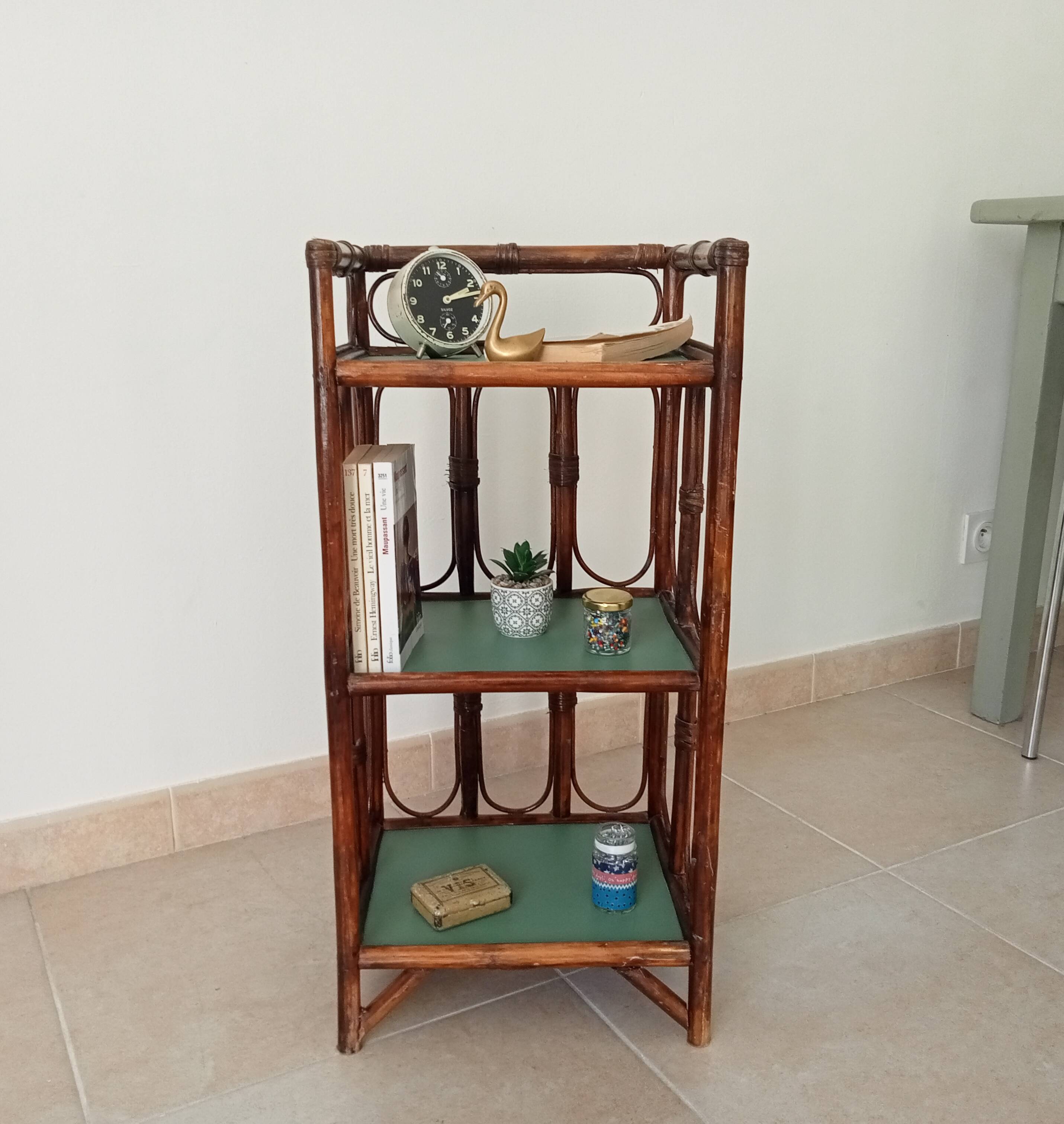 Vintage standing shelf in bamboo and rattan 60s/70s