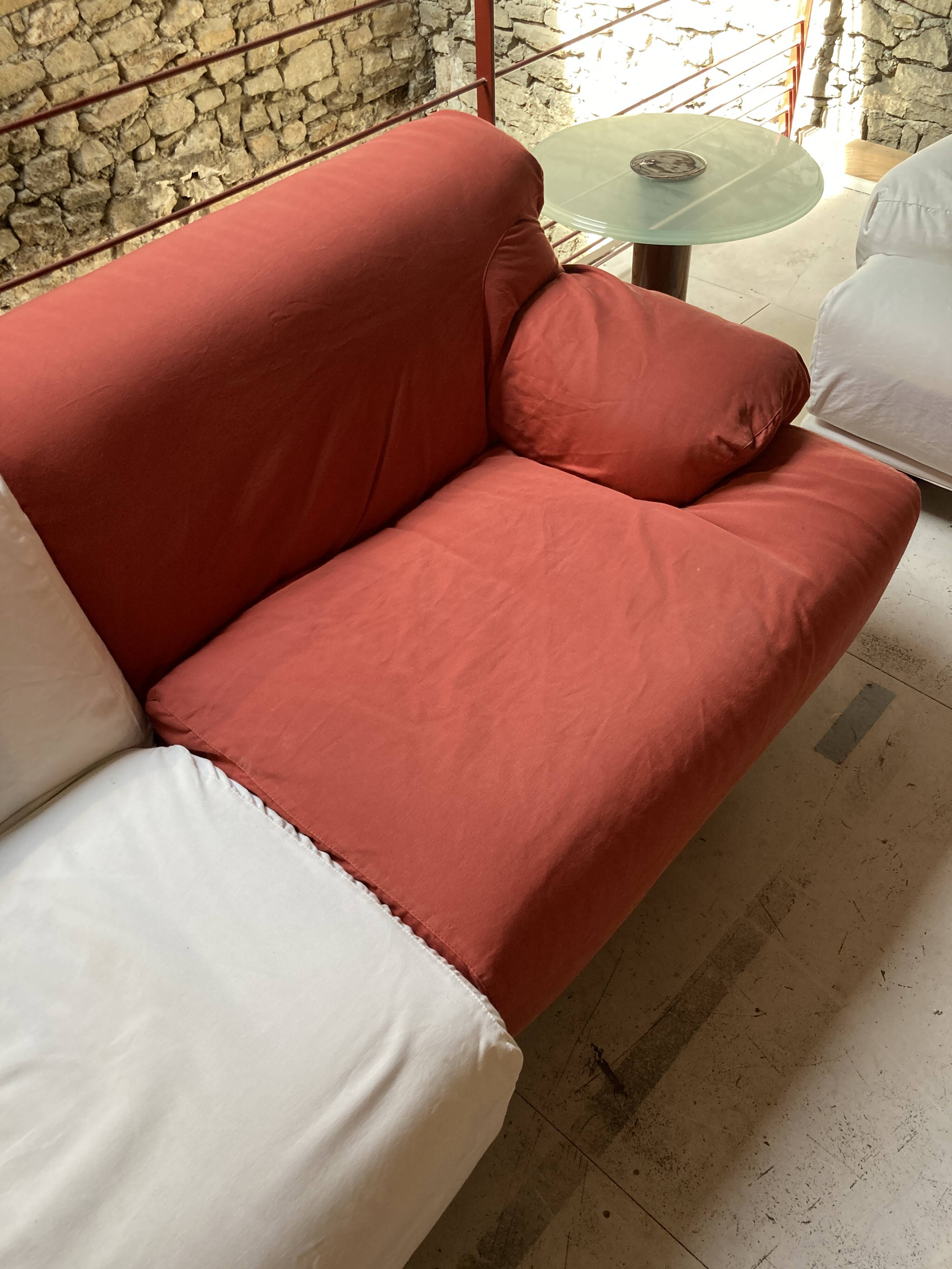 Fiandra modular sofa - Vico Magistretti - Cassina - red and white