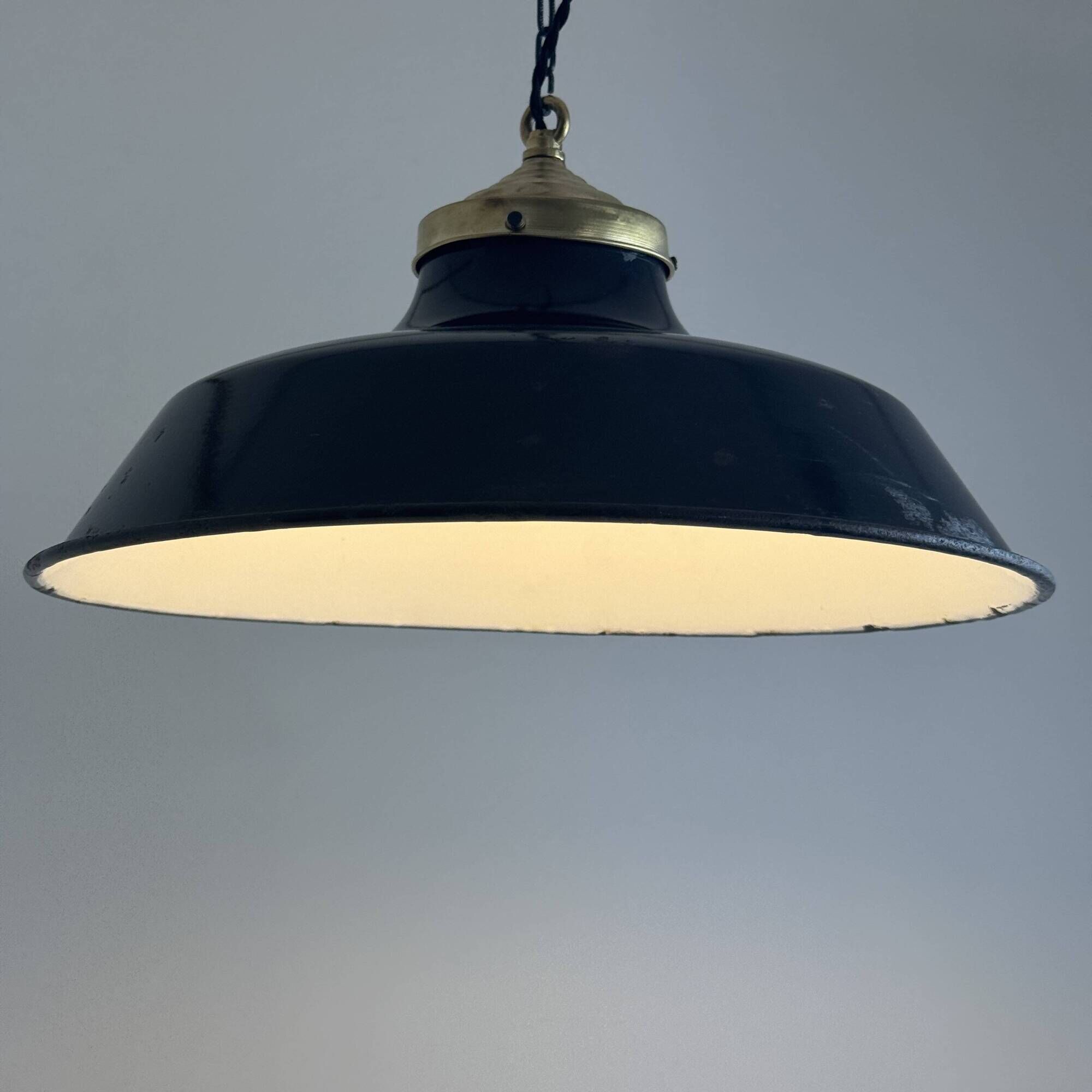 Old enamelled industrial workshop suspension 40 cm