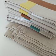 Tablecloth set + 8 napkins – graphic cotton