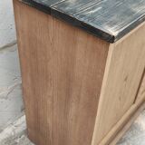 Old rear oak counter unit with two sliding doors