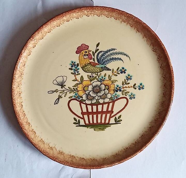 Biot ceramic - plate signed l'aiguiere - L. Gruson - hand painted - 25cm