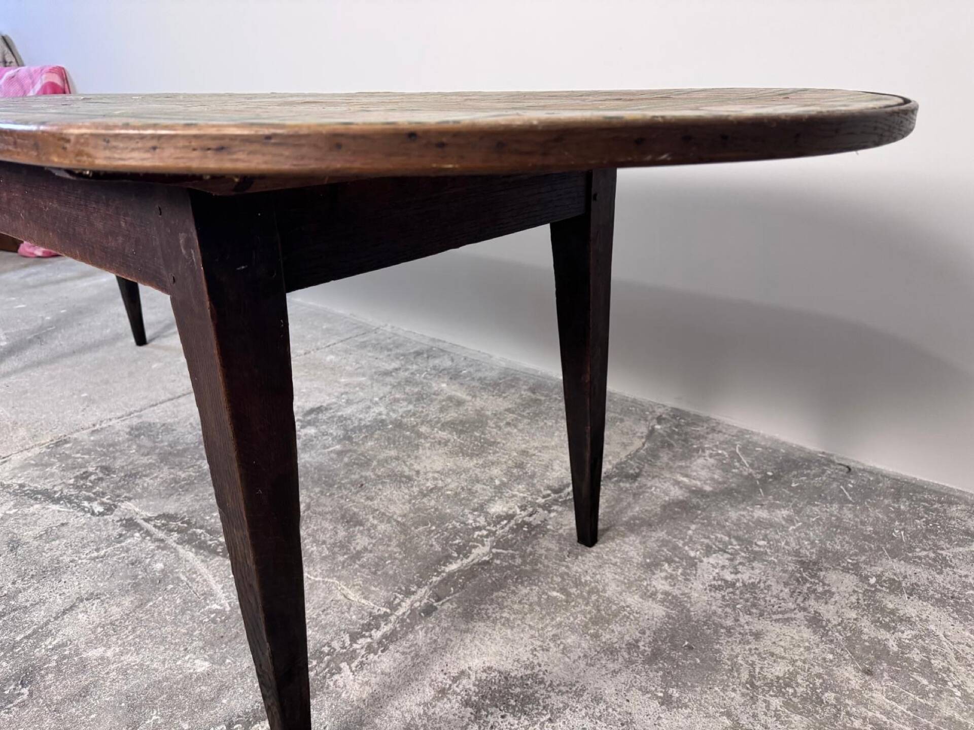 Large oval bistro table dimensions 255 cm